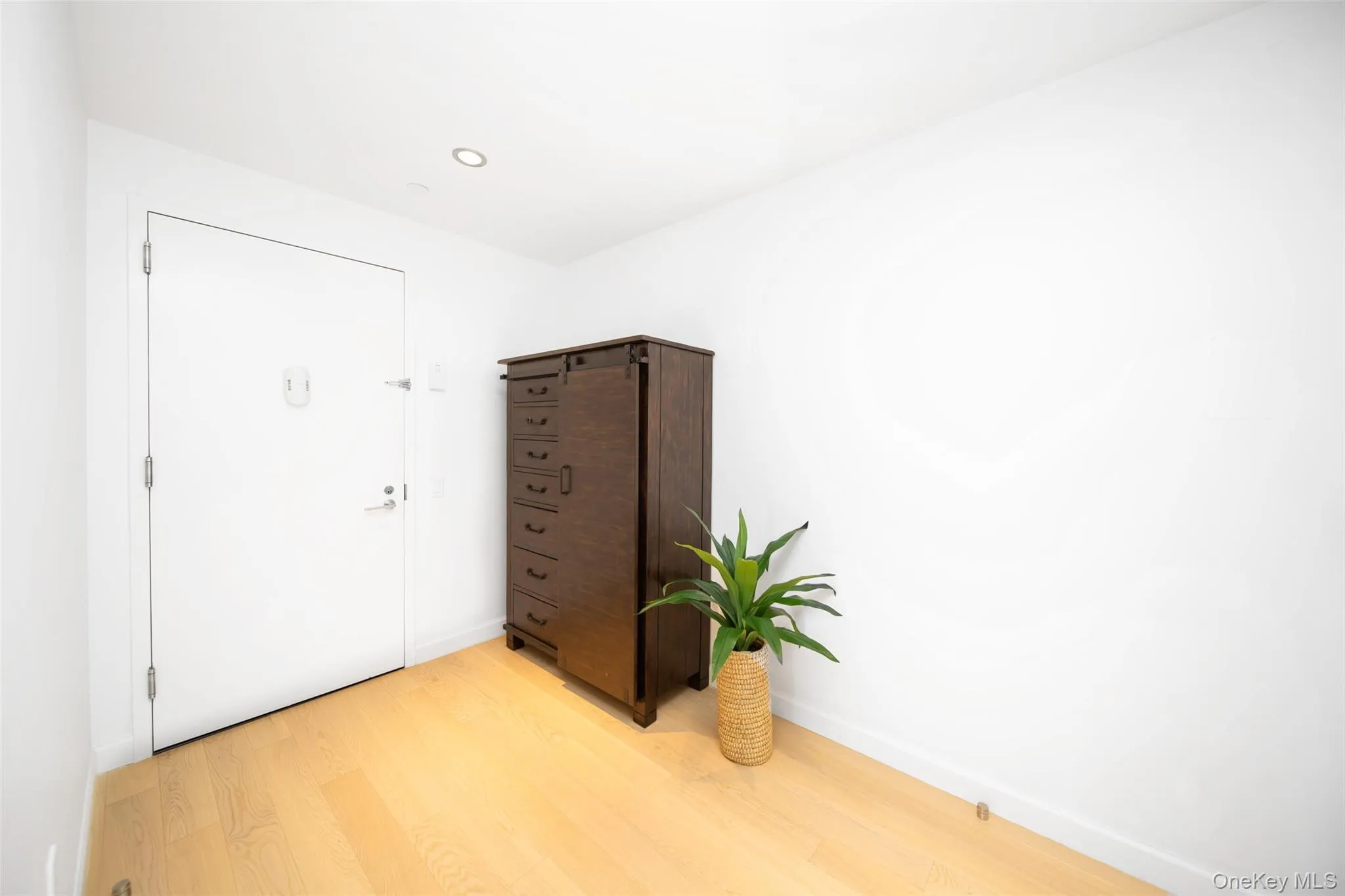138-35 39th Avenue, New York, NY, 3 Bedrooms Bedrooms, 7 Rooms Rooms,2 BathroomsBathrooms,Residential Sale,For Rent,39th,0,813745 138-35 39th Avenue, New York, NY, 3 Bedrooms Bedrooms, 7 Rooms Rooms,2 BathroomsBathrooms,Residential Sale,For Rent,39th,0,813745