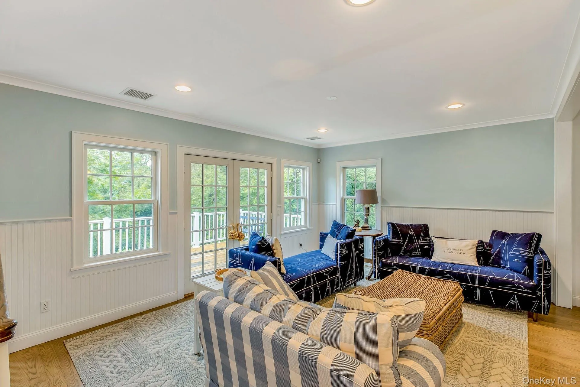 2nd Floor Living Area - Photo 2 2nd Floor Living Area - Photo 2