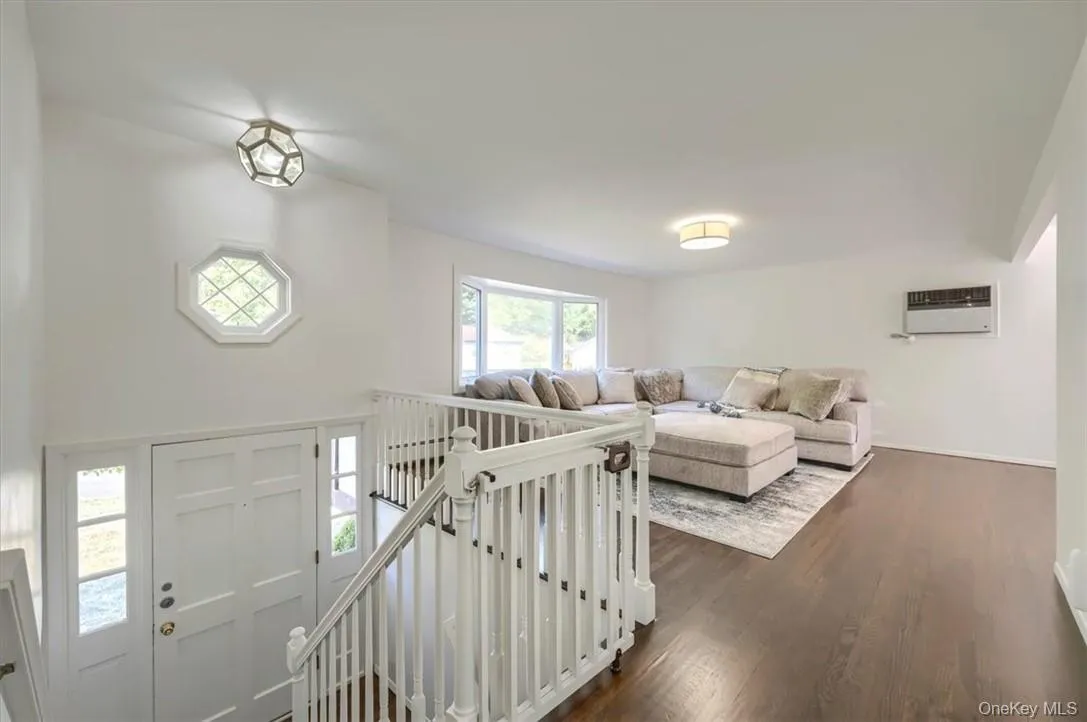 31 Gleason Drive, Haverstraw, NY, 5 Bedrooms Bedrooms, 9 Rooms Rooms,2 BathroomsBathrooms,Residential Lease,For Rent,Gleason,0,814593 31 Gleason Drive, Haverstraw, NY, 5 Bedrooms Bedrooms, 9 Rooms Rooms,2 BathroomsBathrooms,Residential Lease,For Rent,Gleason,0,814593