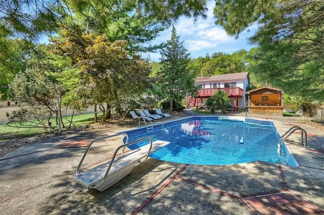 31 Gleason Drive, Haverstraw, NY, 5 Bedrooms Bedrooms, 9 Rooms Rooms,2 BathroomsBathrooms,Residential Lease,Idx,Gleason,814593 31 Gleason Drive, Haverstraw, NY, 5 Bedrooms Bedrooms, 9 Rooms Rooms,2 BathroomsBathrooms,Residential Lease,Idx,Gleason,814593