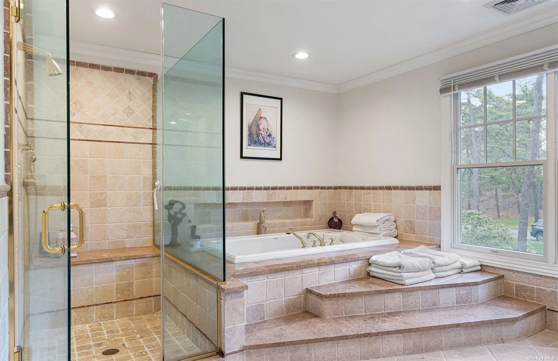 PRIMARY SUITE BATHROOM PRIMARY SUITE BATHROOM