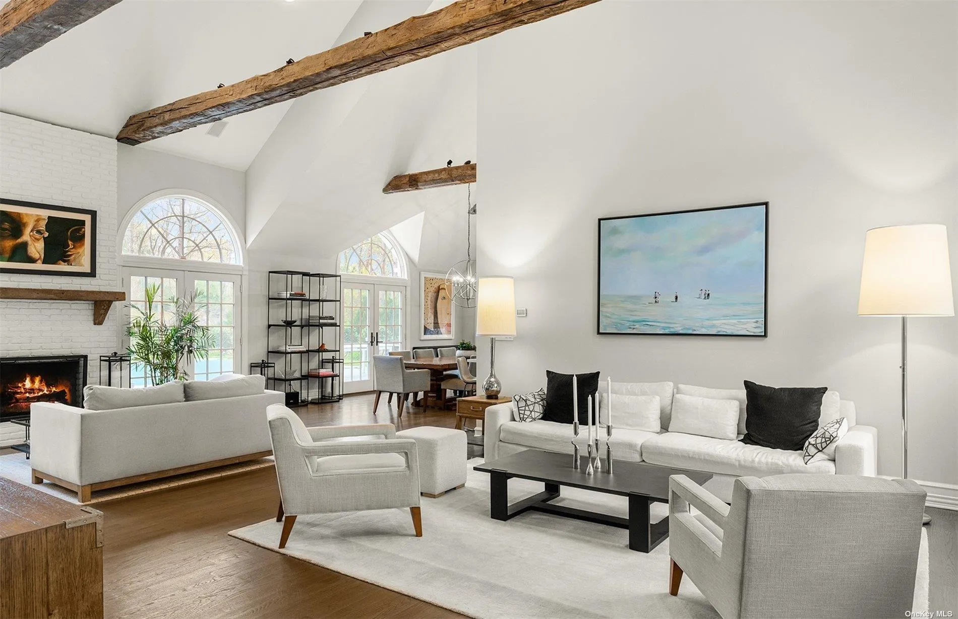 LIVING AREA LIVING AREA