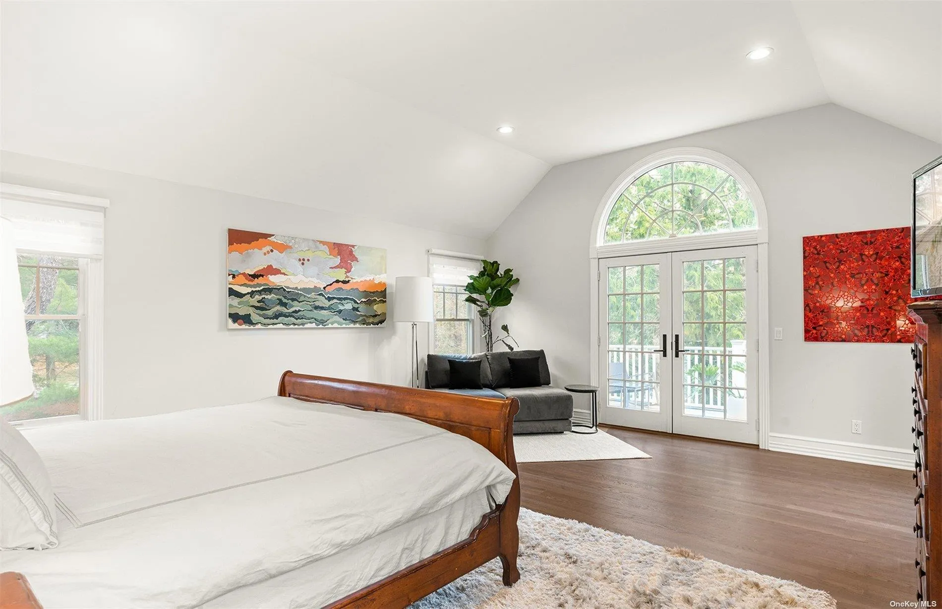 PRIMARY SUITE PRIMARY SUITE