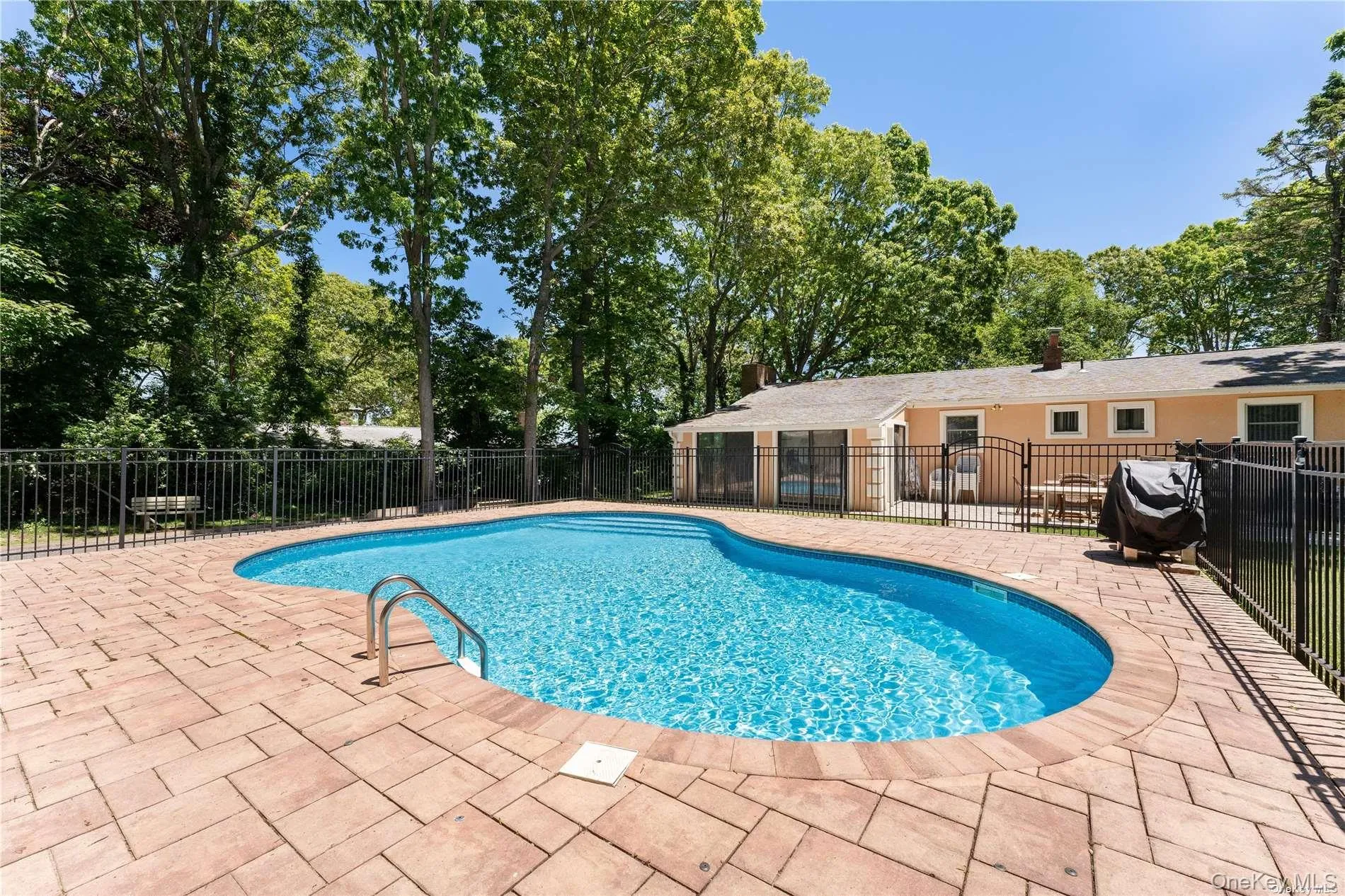 26 Romana Drive, Southampton, NY, 3 Bedrooms Bedrooms, 7 Rooms Rooms,2 BathroomsBathrooms,Residential Lease,Idx,Romana,0,816858 26 Romana Drive, Southampton, NY, 3 Bedrooms Bedrooms, 7 Rooms Rooms,2 BathroomsBathrooms,Residential Lease,Idx,Romana,0,816858