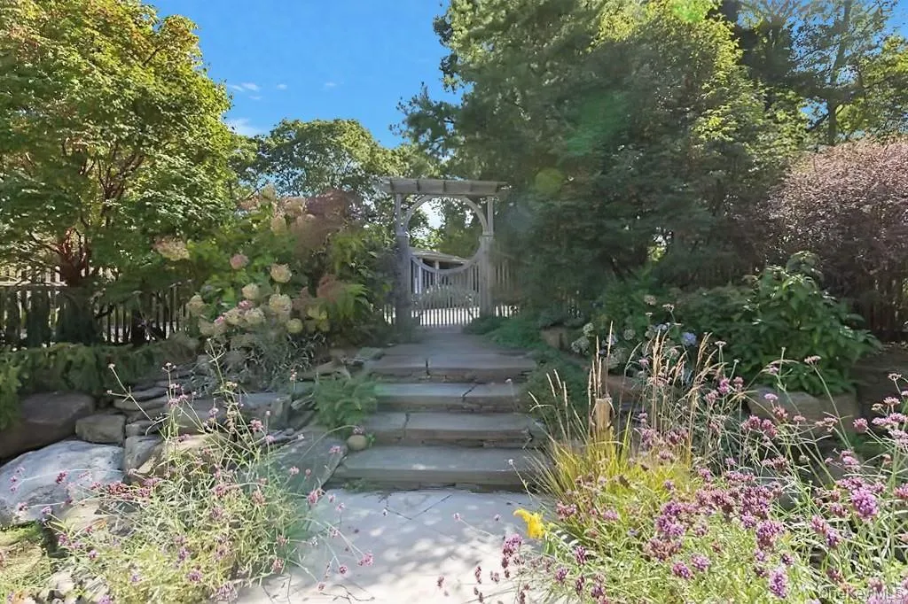 250 Pine Tree Court, Southold, NY, 4 Bedrooms Bedrooms, 8 Rooms Rooms,3 BathroomsBathrooms,Residential Lease,Idx,Pine Tree,0,818066 250 Pine Tree Court, Southold, NY, 4 Bedrooms Bedrooms, 8 Rooms Rooms,3 BathroomsBathrooms,Residential Lease,Idx,Pine Tree,0,818066