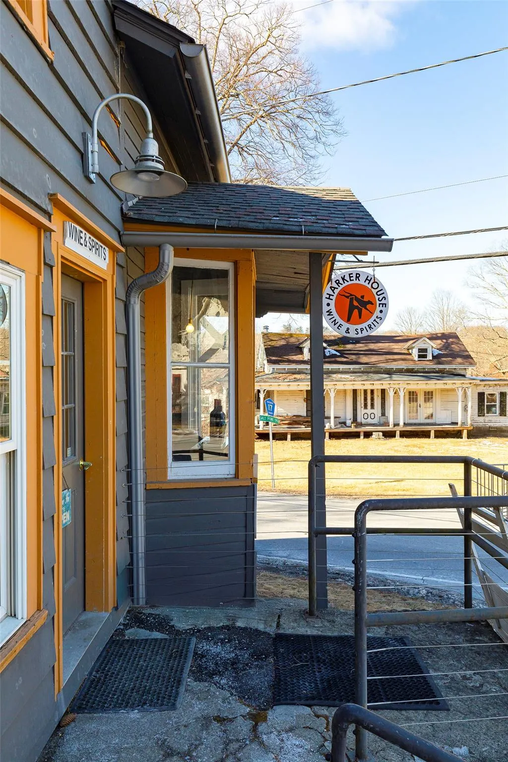 Entry to Harker House Wine + Spirits Entry to Harker House Wine + Spirits