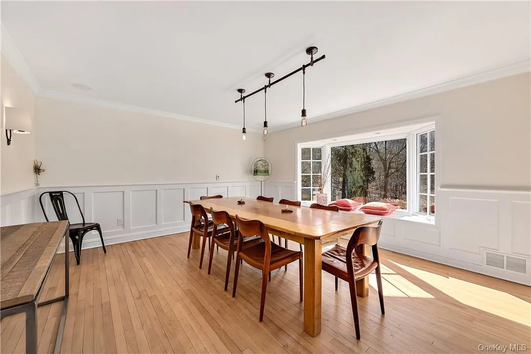 106 Old Stone Hill Road, Pound Ridge, NY, 5 Bedrooms Bedrooms, 13 Rooms Rooms,5 BathroomsBathrooms,Residential Lease,For Rent,Old Stone Hill,0,820816 106 Old Stone Hill Road, Pound Ridge, NY, 5 Bedrooms Bedrooms, 13 Rooms Rooms,5 BathroomsBathrooms,Residential Lease,For Rent,Old Stone Hill,0,820816