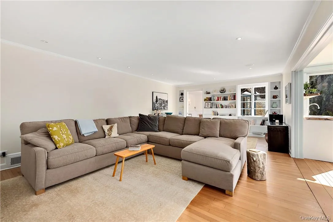 106 Old Stone Hill Road, Pound Ridge, NY, 5 Bedrooms Bedrooms, 13 Rooms Rooms,5 BathroomsBathrooms,Residential Lease,For Rent,Old Stone Hill,0,820816 106 Old Stone Hill Road, Pound Ridge, NY, 5 Bedrooms Bedrooms, 13 Rooms Rooms,5 BathroomsBathrooms,Residential Lease,For Rent,Old Stone Hill,0,820816