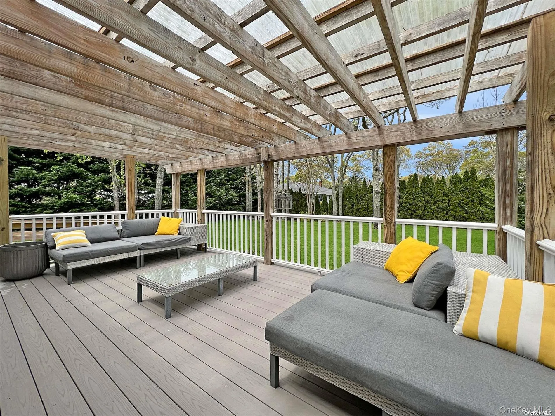 129 Lynncliff Road, Southampton, NY, 3 Bedrooms Bedrooms, 8 Rooms Rooms,3 BathroomsBathrooms,Residential Lease,For Rent,Lynncliff,0,820823 129 Lynncliff Road, Southampton, NY, 3 Bedrooms Bedrooms, 8 Rooms Rooms,3 BathroomsBathrooms,Residential Lease,For Rent,Lynncliff,0,820823