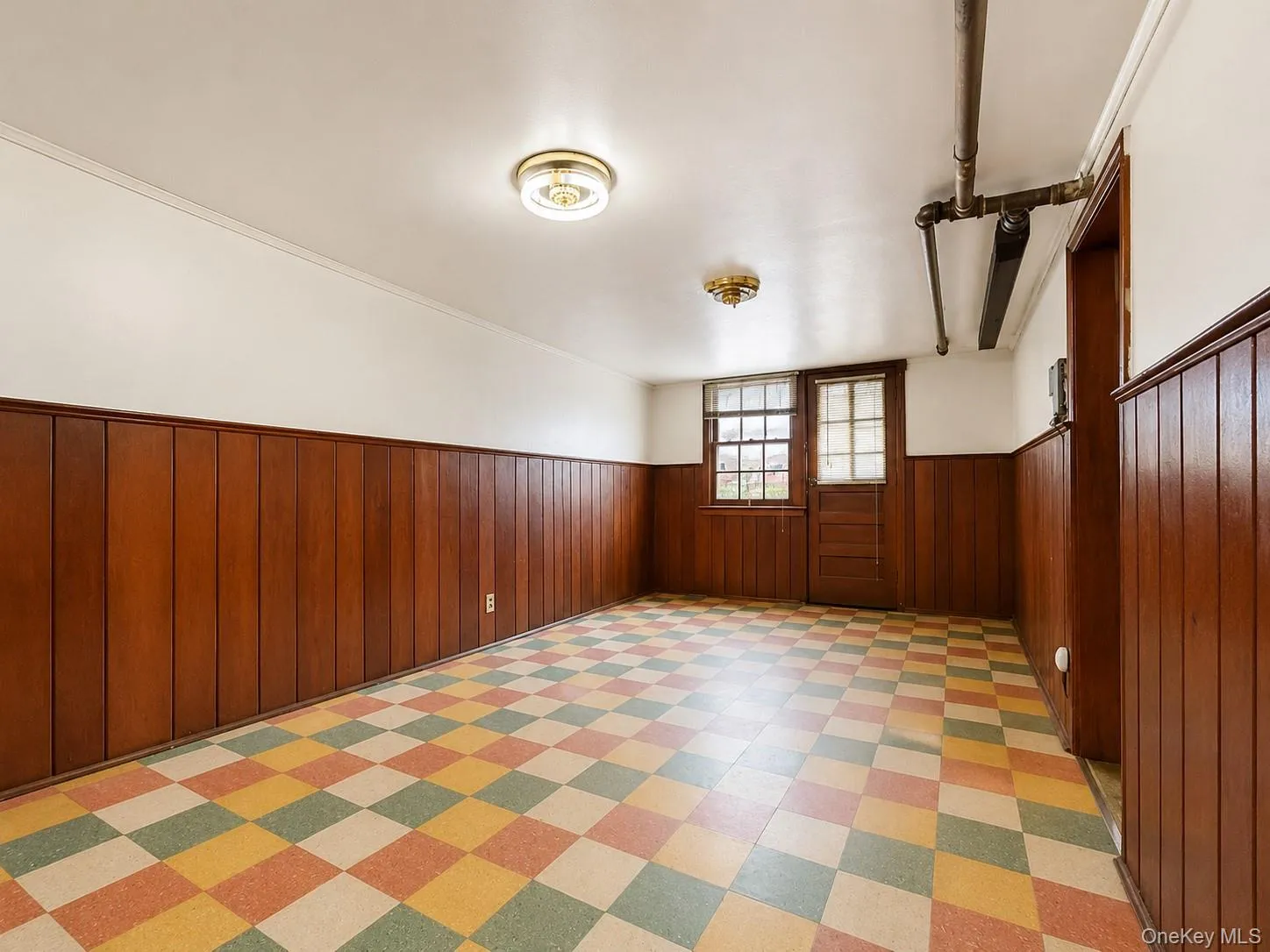 8414 Eliot Avenue, New York, NY, 3 Bedrooms Bedrooms, 8 Rooms Rooms,1 BathroomBathrooms,Residential,For Rent,Eliot,0,820955 8414 Eliot Avenue, New York, NY, 3 Bedrooms Bedrooms, 8 Rooms Rooms,1 BathroomBathrooms,Residential,For Rent,Eliot,0,820955