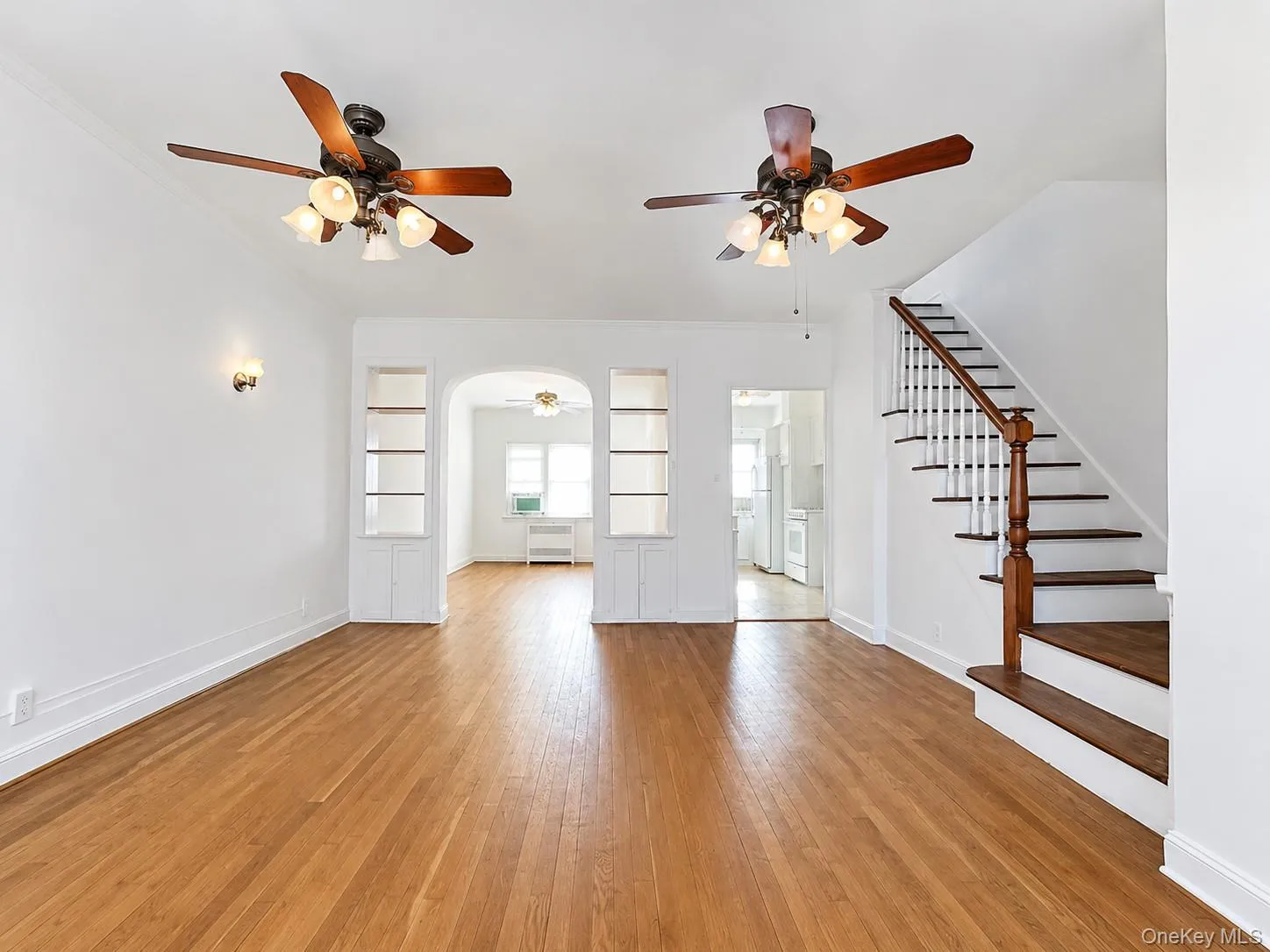 8414 Eliot Avenue, New York, NY, 3 Bedrooms Bedrooms, 8 Rooms Rooms,1 BathroomBathrooms,Residential,For Rent,Eliot,0,820955 8414 Eliot Avenue, New York, NY, 3 Bedrooms Bedrooms, 8 Rooms Rooms,1 BathroomBathrooms,Residential,For Rent,Eliot,0,820955