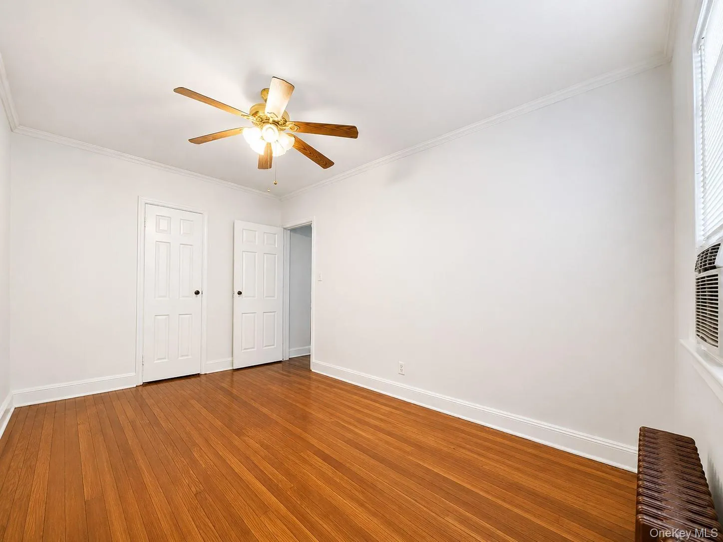 8414 Eliot Avenue, New York, NY, 3 Bedrooms Bedrooms, 8 Rooms Rooms,1 BathroomBathrooms,Residential,For Rent,Eliot,0,820955 8414 Eliot Avenue, New York, NY, 3 Bedrooms Bedrooms, 8 Rooms Rooms,1 BathroomBathrooms,Residential,For Rent,Eliot,0,820955