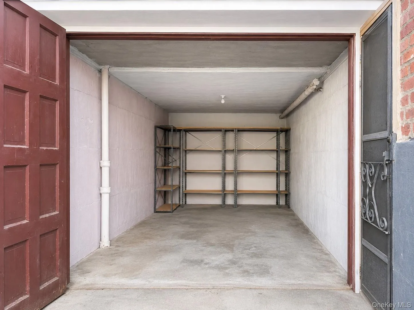 8414 Eliot Avenue, New York, NY, 3 Bedrooms Bedrooms, 8 Rooms Rooms,1 BathroomBathrooms,Residential,For Rent,Eliot,0,820955 8414 Eliot Avenue, New York, NY, 3 Bedrooms Bedrooms, 8 Rooms Rooms,1 BathroomBathrooms,Residential,For Rent,Eliot,0,820955