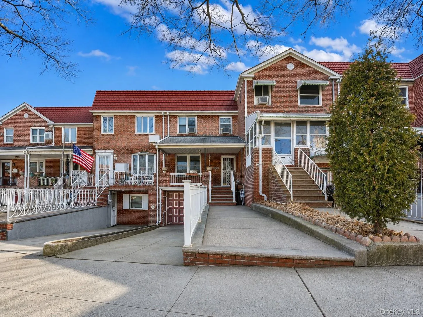 8414 Eliot Avenue, New York, NY, 3 Bedrooms Bedrooms, 8 Rooms Rooms,1 BathroomBathrooms,Residential,For Rent,Eliot,0,820955 8414 Eliot Avenue, New York, NY, 3 Bedrooms Bedrooms, 8 Rooms Rooms,1 BathroomBathrooms,Residential,For Rent,Eliot,0,820955