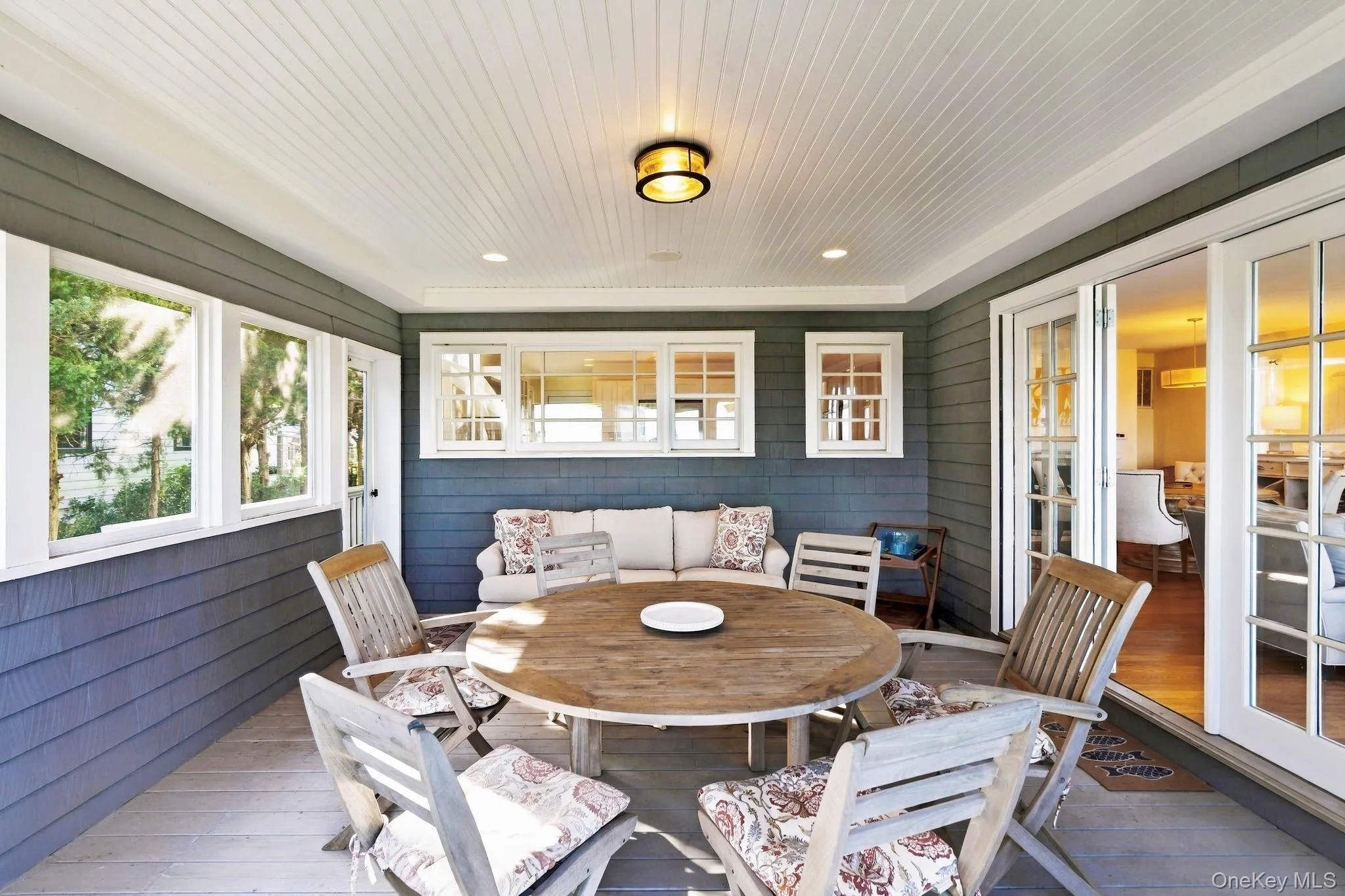 21 Bayside Avenue, Southampton, NY, 4 Bedroom Bedrooms, 7 Room Rooms,3 BathroomBathrooms,Residential Lease,For Rent,Bayside,0,821726 21 Bayside Avenue, Southampton, NY, 4 Bedroom Bedrooms, 7 Room Rooms,3 BathroomBathrooms,Residential Lease,For Rent,Bayside,0,821726