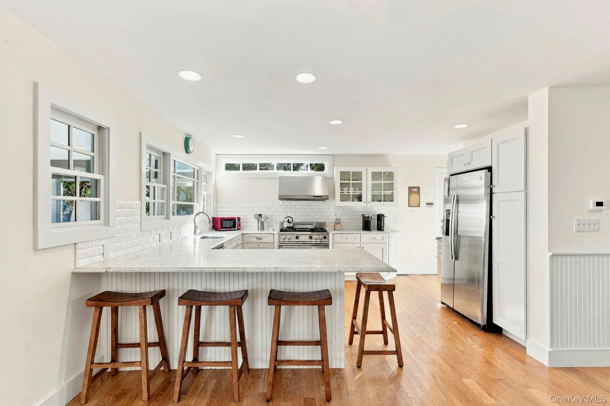 21 Bayside Avenue, Southampton, NY, 4 Bedroom Bedrooms, 7 Room Rooms,3 BathroomBathrooms,Residential Lease,For Rent,Bayside,0,821726 21 Bayside Avenue, Southampton, NY, 4 Bedroom Bedrooms, 7 Room Rooms,3 BathroomBathrooms,Residential Lease,For Rent,Bayside,0,821726