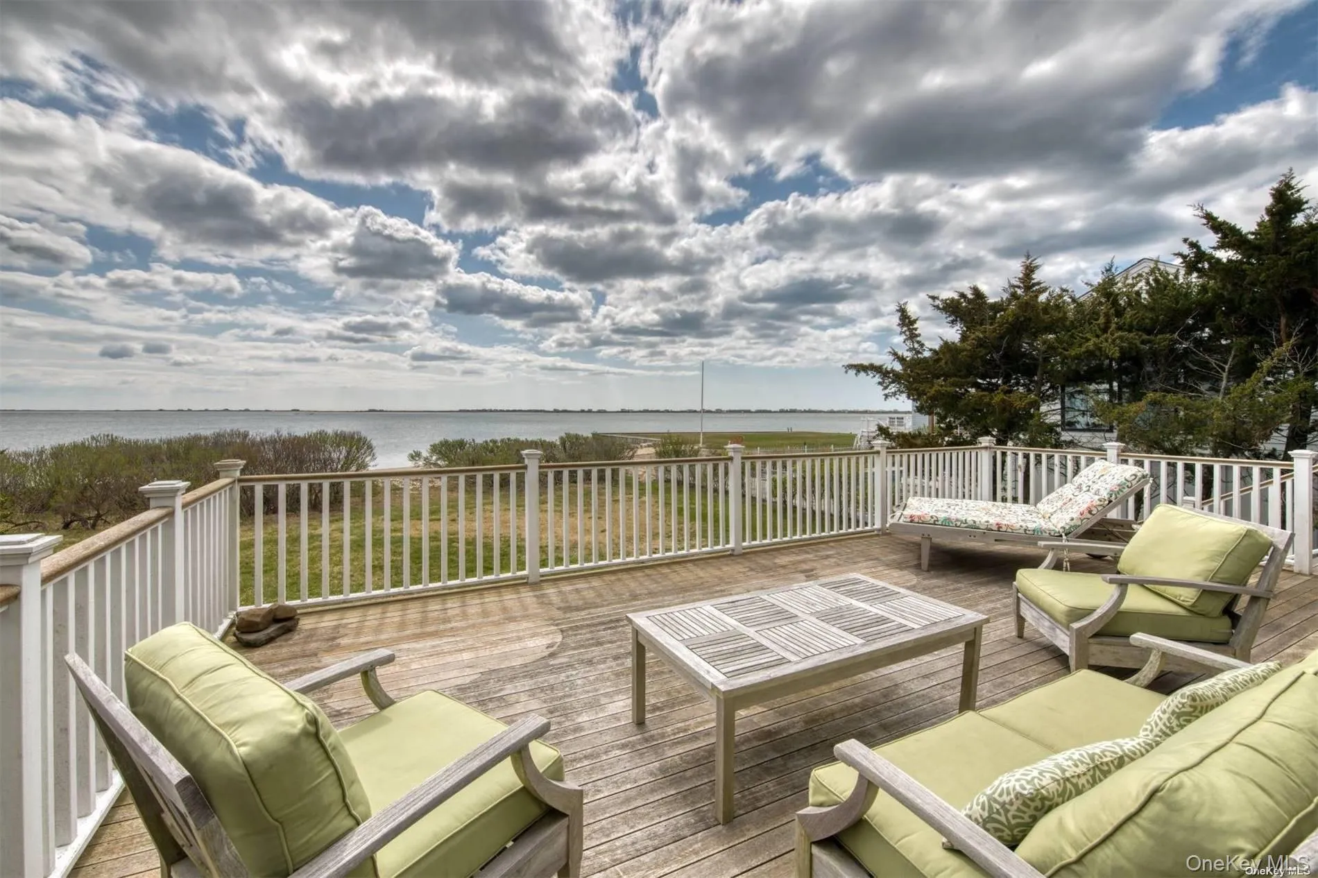 21 Bayside Avenue, Southampton, NY, 4 Bedrooms Bedrooms, 7 Rooms Rooms,3 BathroomsBathrooms,Residential Lease,Idx,Bayside,0,821726 21 Bayside Avenue, Southampton, NY, 4 Bedrooms Bedrooms, 7 Rooms Rooms,3 BathroomsBathrooms,Residential Lease,Idx,Bayside,0,821726