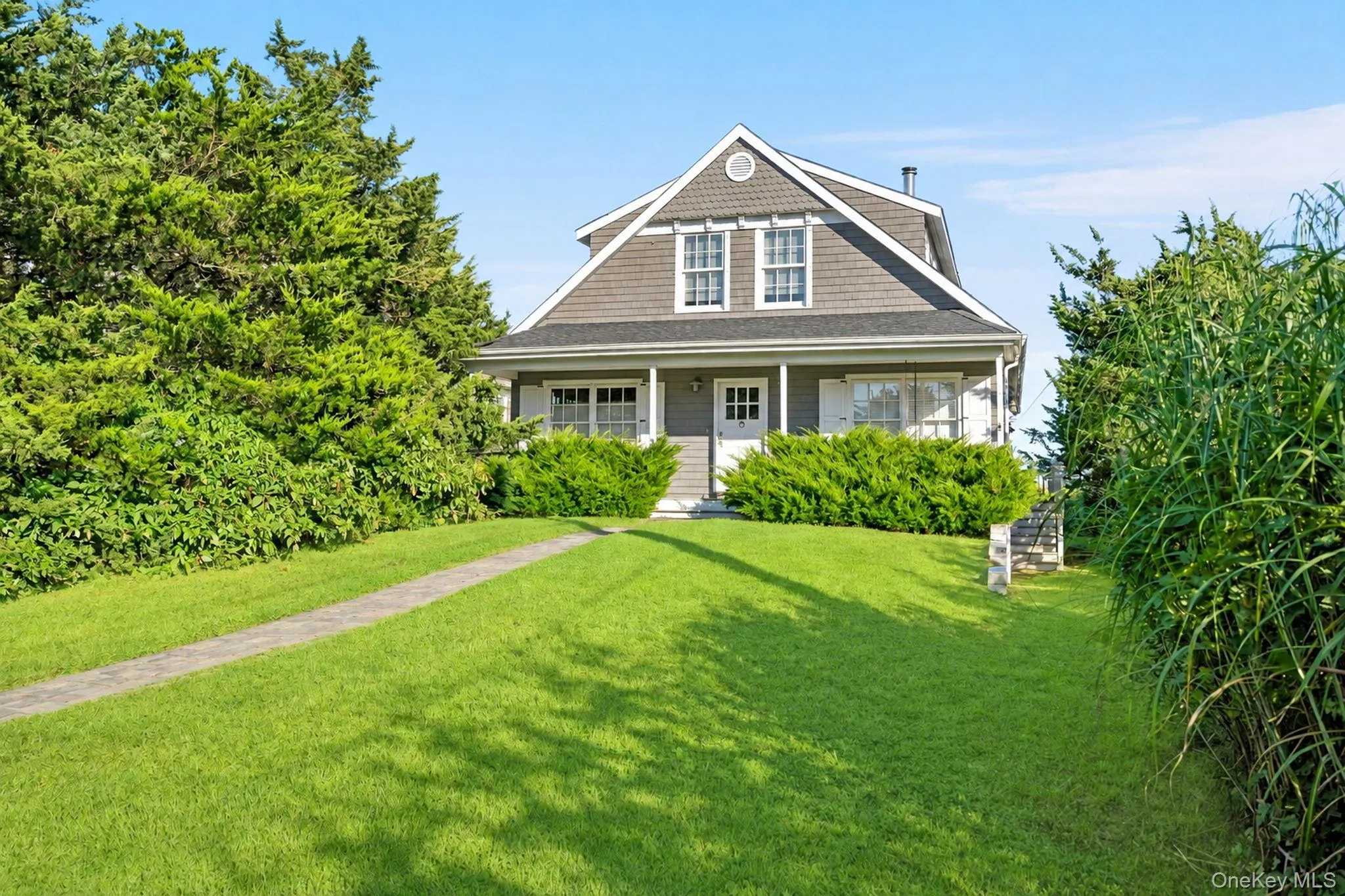21 Bayside Avenue, Southampton, NY, 4 Bedroom Bedrooms, 7 Room Rooms,3 BathroomBathrooms,Residential Lease,For Rent,Bayside,0,821726 21 Bayside Avenue, Southampton, NY, 4 Bedroom Bedrooms, 7 Room Rooms,3 BathroomBathrooms,Residential Lease,For Rent,Bayside,0,821726