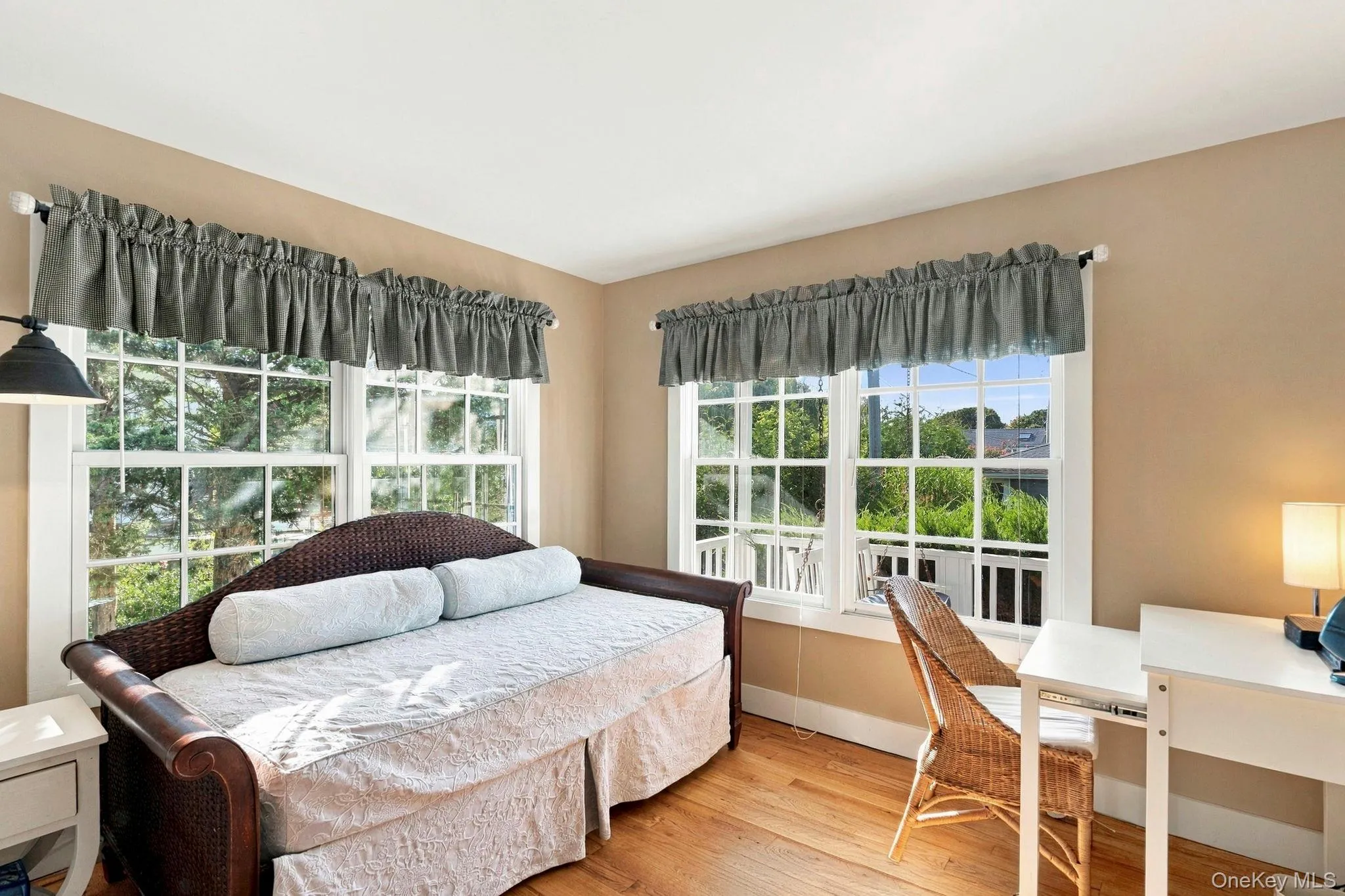 21 Bayside Avenue, Southampton, NY, 4 Bedroom Bedrooms, 7 Room Rooms,3 BathroomBathrooms,Residential Lease,For Rent,Bayside,0,821726 21 Bayside Avenue, Southampton, NY, 4 Bedroom Bedrooms, 7 Room Rooms,3 BathroomBathrooms,Residential Lease,For Rent,Bayside,0,821726