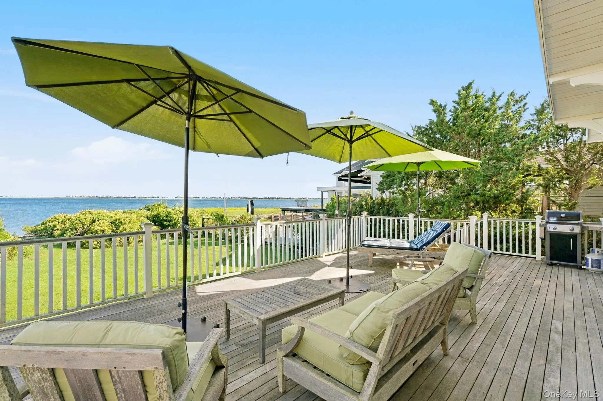 21 Bayside Avenue, Southampton, NY, 4 Bedroom Bedrooms, 7 Room Rooms,3 BathroomBathrooms,Residential Lease,For Rent,Bayside,0,821726 21 Bayside Avenue, Southampton, NY, 4 Bedroom Bedrooms, 7 Room Rooms,3 BathroomBathrooms,Residential Lease,For Rent,Bayside,0,821726