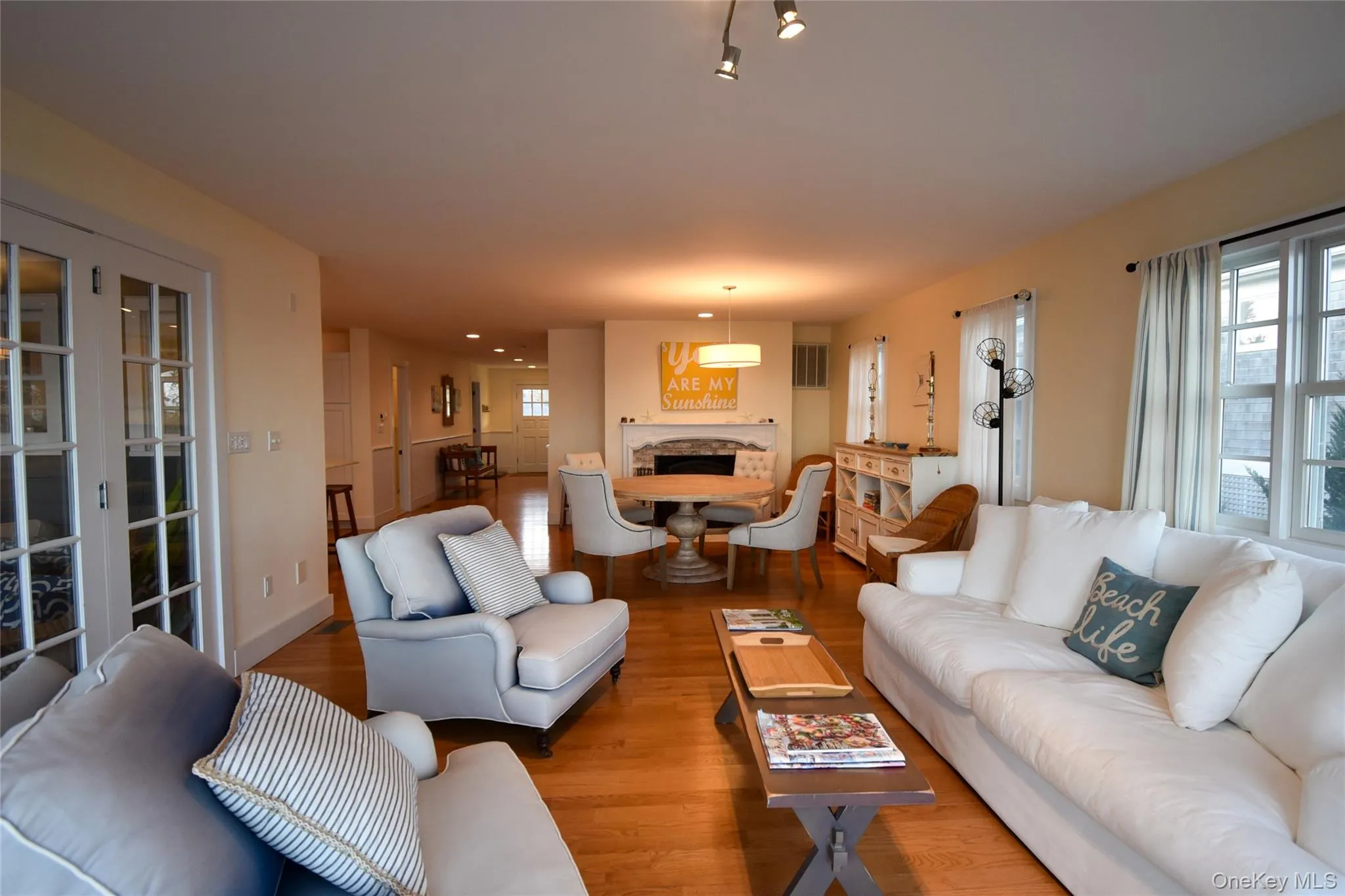 21 Bayside Avenue, Southampton, NY, 4 Bedrooms Bedrooms, 7 Rooms Rooms,3 BathroomsBathrooms,Residential Lease,Idx,Bayside,0,821726 21 Bayside Avenue, Southampton, NY, 4 Bedrooms Bedrooms, 7 Rooms Rooms,3 BathroomsBathrooms,Residential Lease,Idx,Bayside,0,821726