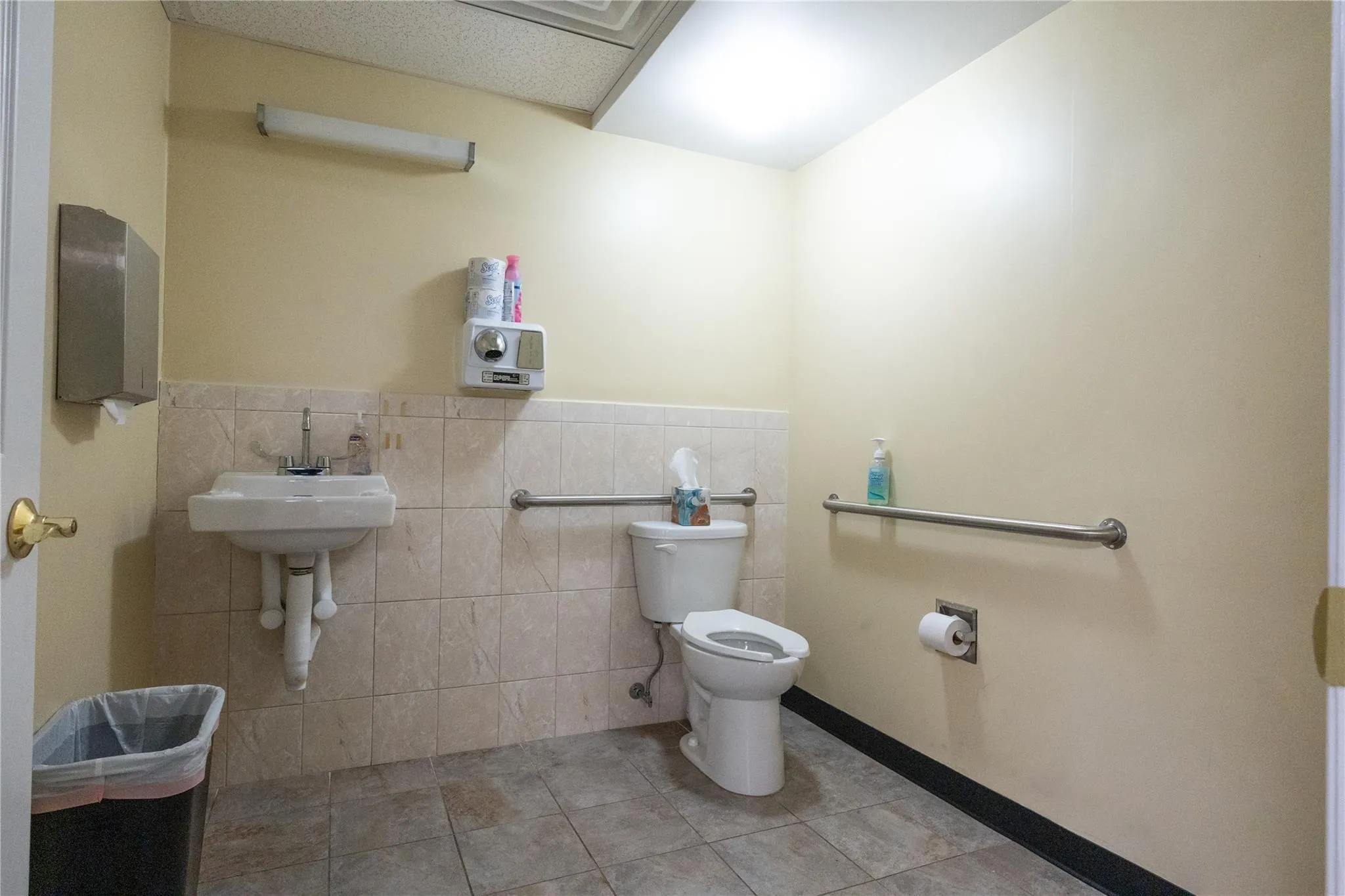 160 Commack Road, Huntington, NY, ,Commercial Lease,Idx,Commack,0,822572 160 Commack Road, Huntington, NY, ,Commercial Lease,Idx,Commack,0,822572