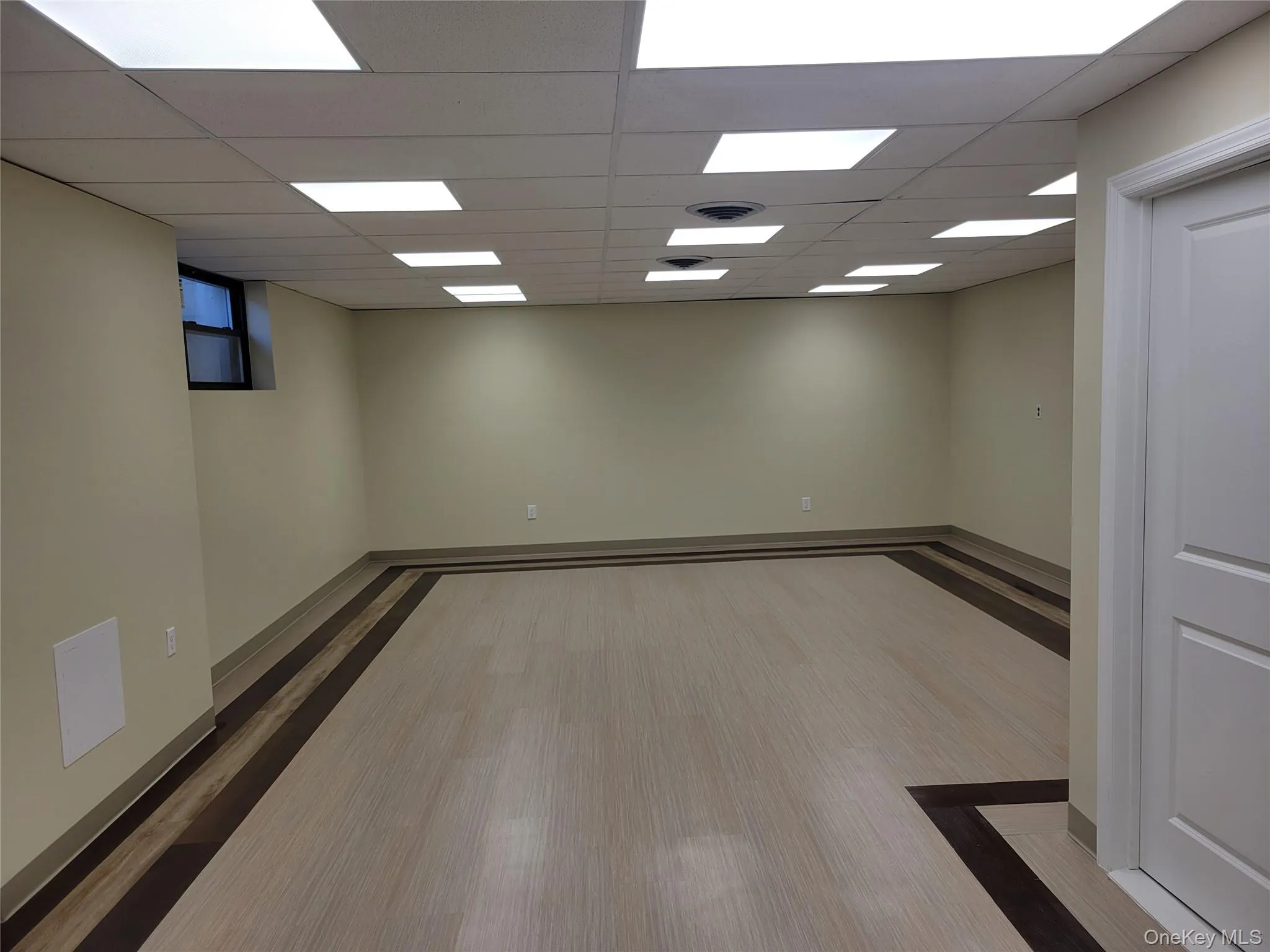 160 Commack Road, Huntington, NY, ,Commercial Lease,For Rent,Commack,0,822582 160 Commack Road, Huntington, NY, ,Commercial Lease,For Rent,Commack,0,822582