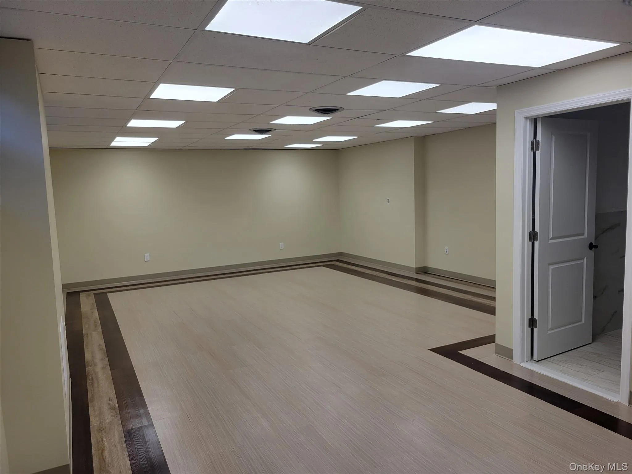 160 Commack Road, Huntington, NY, ,Commercial Lease,For Rent,Commack,0,822582 160 Commack Road, Huntington, NY, ,Commercial Lease,For Rent,Commack,0,822582