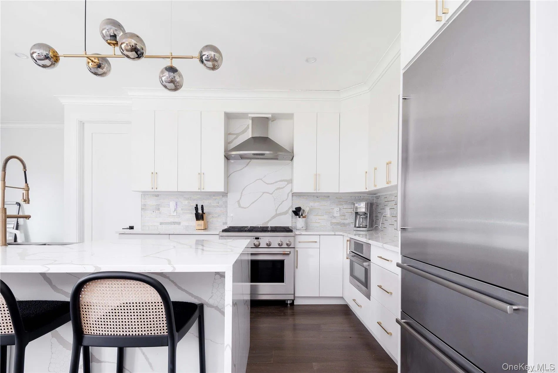Eat in Kitchen Eat in Kitchen