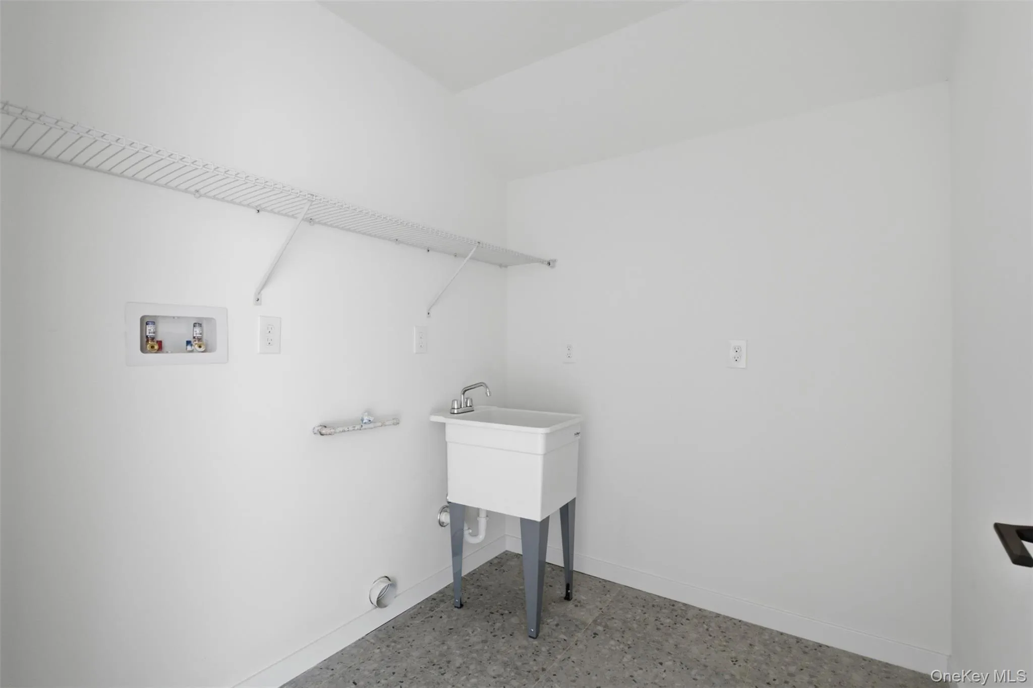 12 Alaina Way, Beekman, NY, 5 Bedrooms Bedrooms, 10 Rooms Rooms,3 BathroomsBathrooms,Residential,For Rent,Alaina,0,823528 12 Alaina Way, Beekman, NY, 5 Bedrooms Bedrooms, 10 Rooms Rooms,3 BathroomsBathrooms,Residential,For Rent,Alaina,0,823528