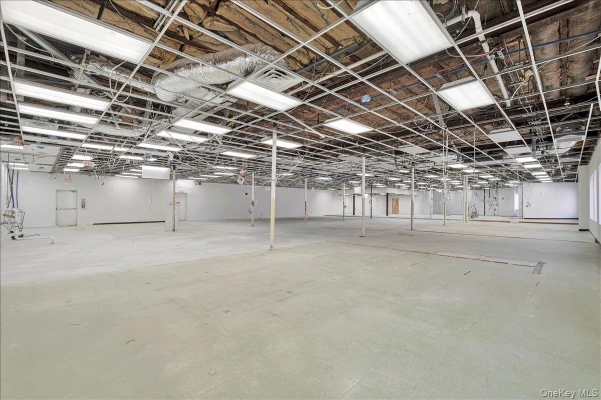 90 Garth Road, Eastchester, NY, ,Commercial Lease,For Rent,Garth,0,823715 90 Garth Road, Eastchester, NY, ,Commercial Lease,For Rent,Garth,0,823715