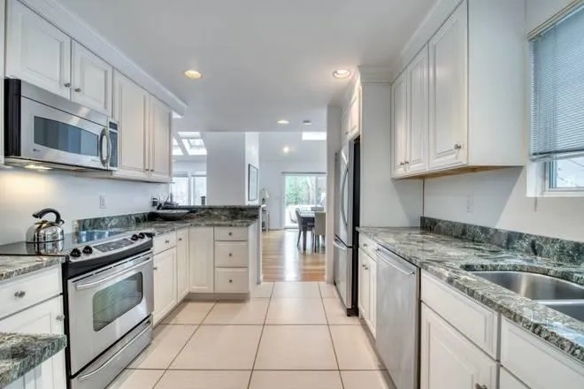 34 Park Circle, Southampton, NY, 5 Bedrooms Bedrooms, 10 Rooms Rooms,3 BathroomsBathrooms,Residential Lease,Idx,Park,0,823810 34 Park Circle, Southampton, NY, 5 Bedrooms Bedrooms, 10 Rooms Rooms,3 BathroomsBathrooms,Residential Lease,Idx,Park,0,823810