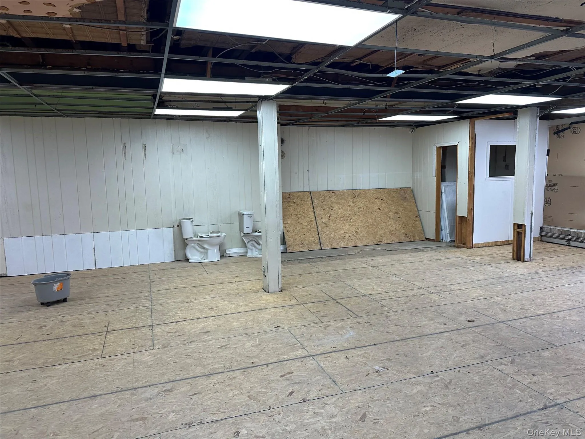 Unfinished space Unfinished space