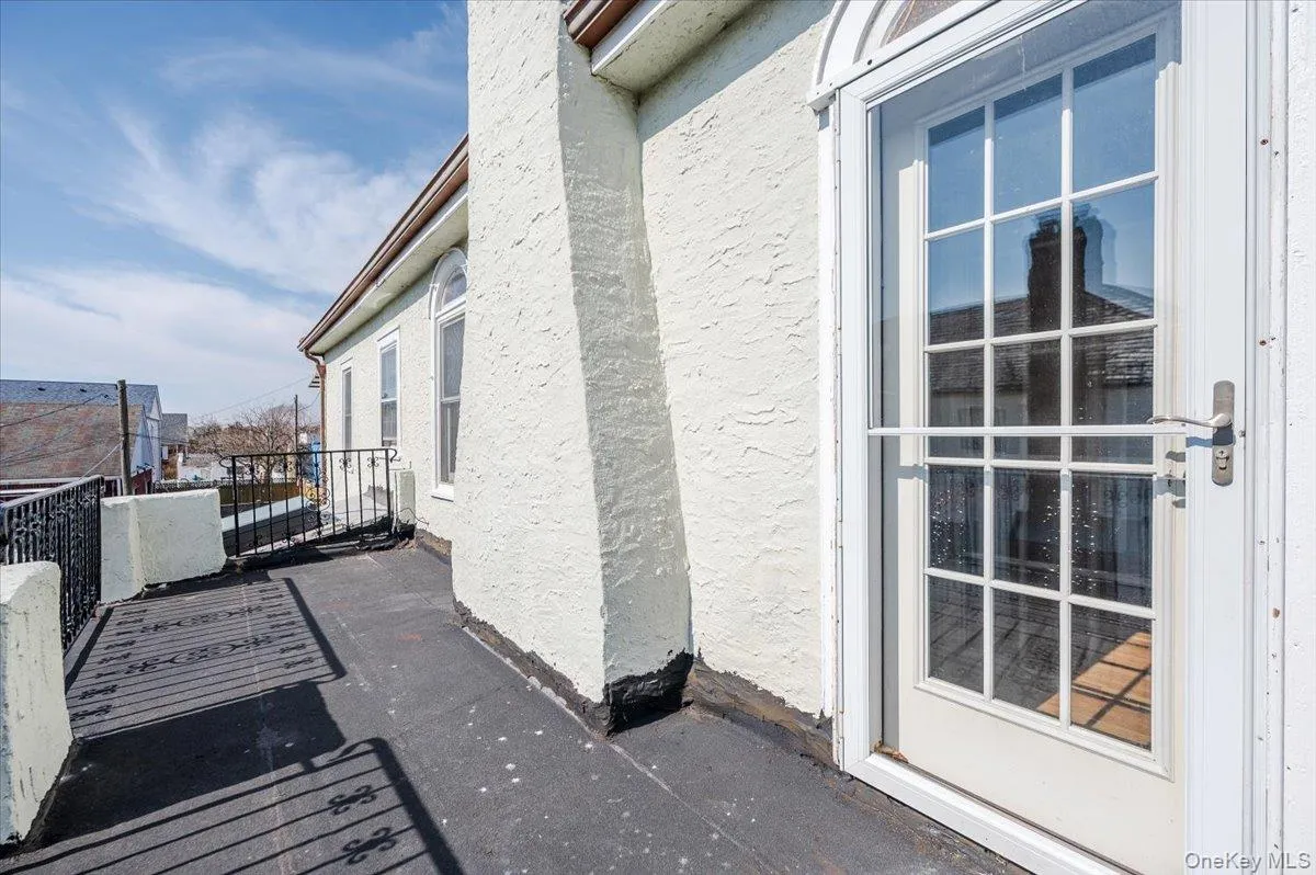 Primary Bedroom Private Southern Oceanview Balcony Primary Bedroom Private Southern Oceanview Balcony