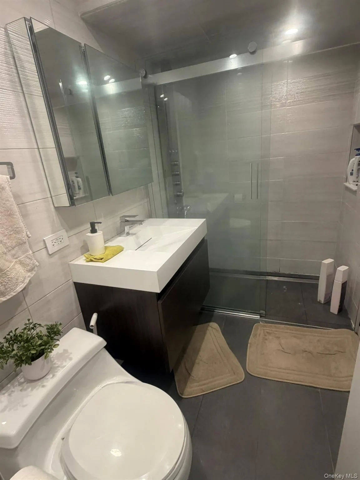 18-38 120th Street, New York, NY, 5 Bedrooms Bedrooms, 10 Rooms Rooms,3 BathroomsBathrooms,Residential,For Rent,120th,0,828099 18-38 120th Street, New York, NY, 5 Bedrooms Bedrooms, 10 Rooms Rooms,3 BathroomsBathrooms,Residential,For Rent,120th,0,828099