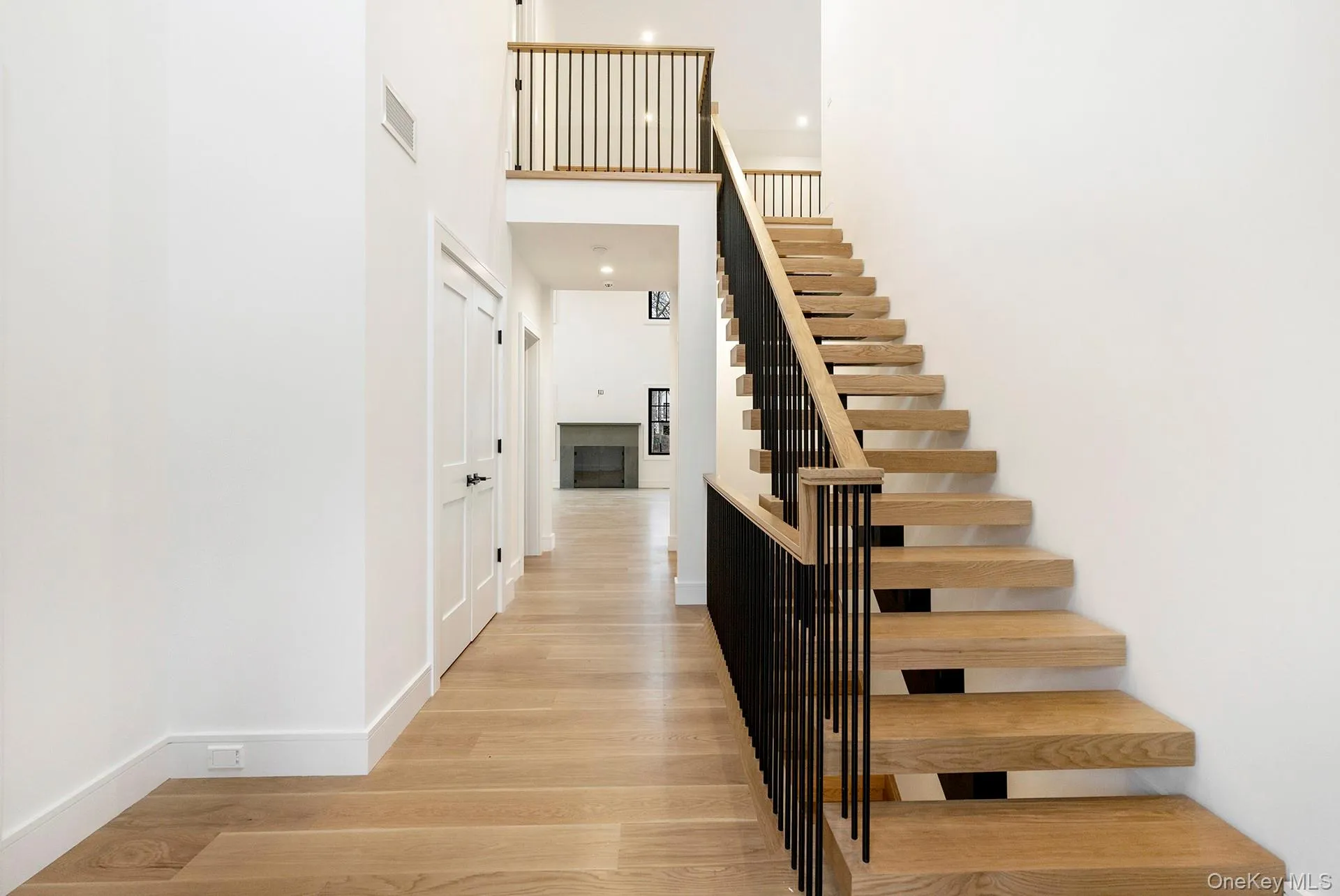 46 Towhee Trail, East Hampton, NY, 6 Bedrooms Bedrooms, 8 Rooms Rooms,5 BathroomsBathrooms,Residential,For Rent,Towhee,0,828641 46 Towhee Trail, East Hampton, NY, 6 Bedrooms Bedrooms, 8 Rooms Rooms,5 BathroomsBathrooms,Residential,For Rent,Towhee,0,828641