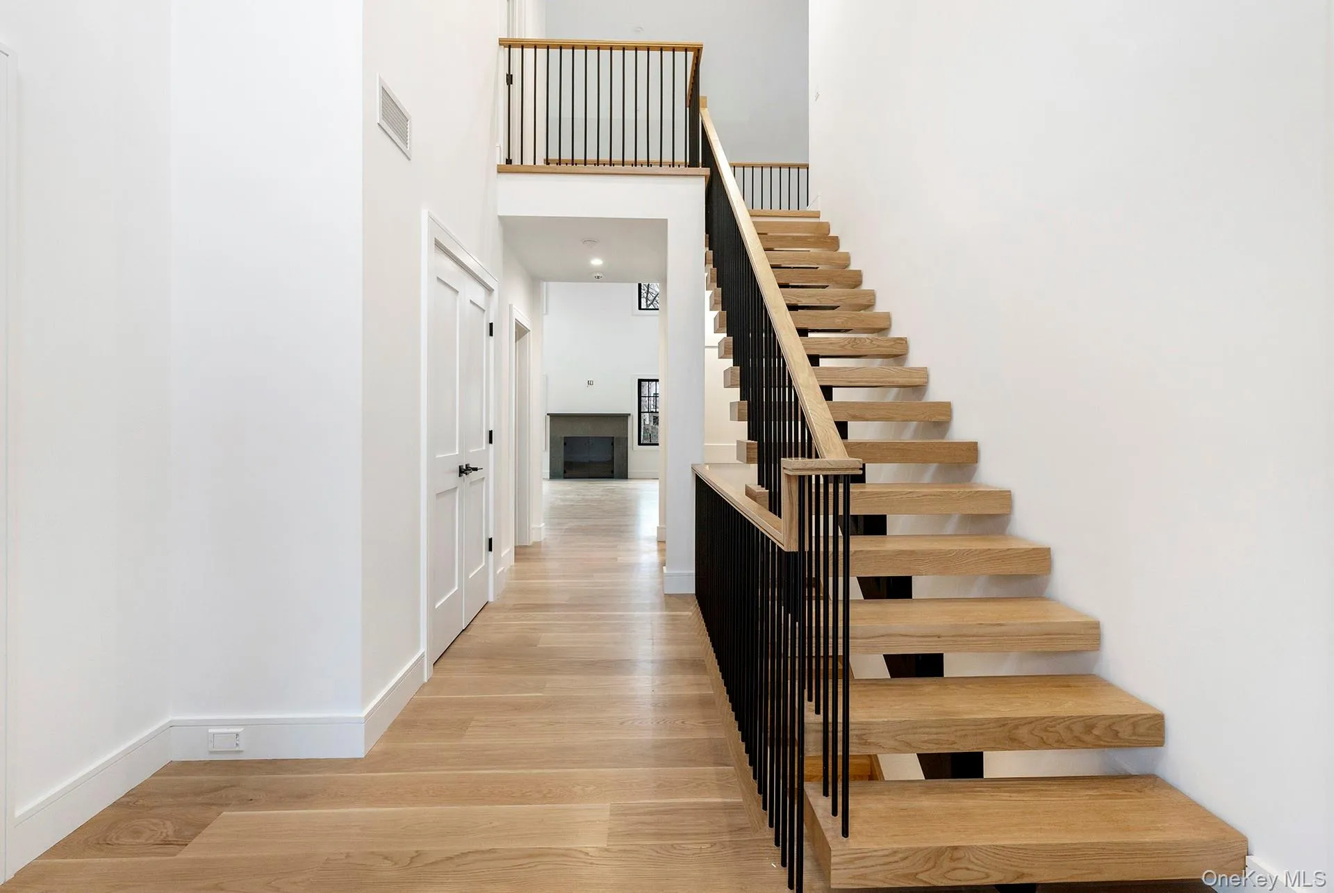 46 Towhee Trail, East Hampton, NY, 6 Bedrooms Bedrooms, 8 Rooms Rooms,5 BathroomsBathrooms,Residential,For Rent,Towhee,0,828641 46 Towhee Trail, East Hampton, NY, 6 Bedrooms Bedrooms, 8 Rooms Rooms,5 BathroomsBathrooms,Residential,For Rent,Towhee,0,828641
