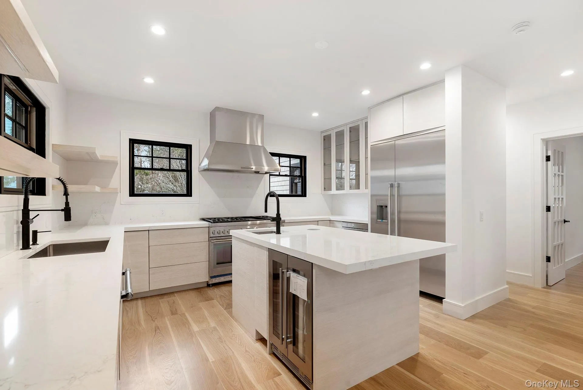 46 Towhee Trail, East Hampton, NY, 6 Bedrooms Bedrooms, 8 Rooms Rooms,5 BathroomsBathrooms,Residential,For Rent,Towhee,0,828641 46 Towhee Trail, East Hampton, NY, 6 Bedrooms Bedrooms, 8 Rooms Rooms,5 BathroomsBathrooms,Residential,For Rent,Towhee,0,828641