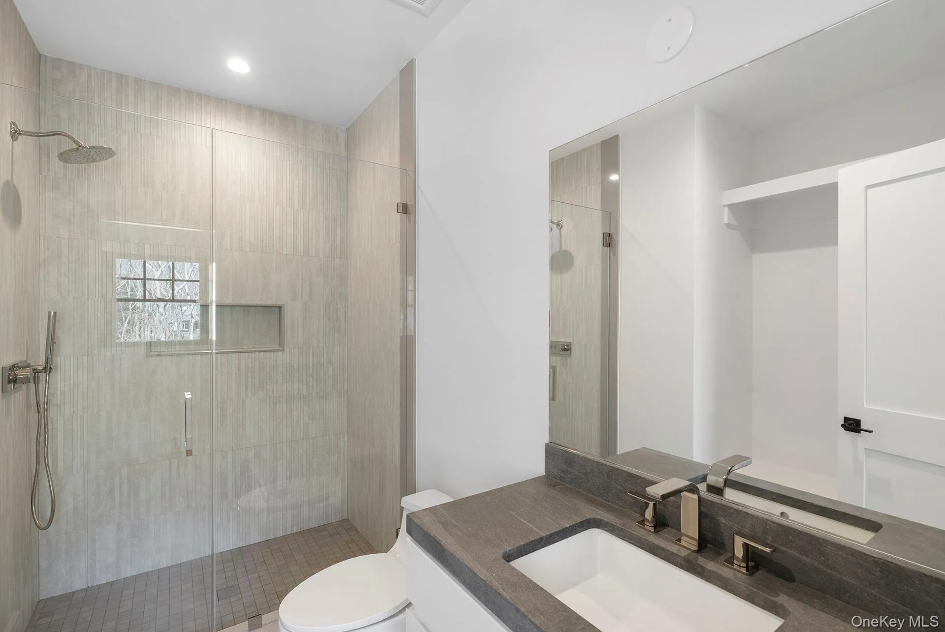 46 Towhee Trail, East Hampton, NY, 6 Bedrooms Bedrooms, 8 Rooms Rooms,5 BathroomsBathrooms,Residential,For Rent,Towhee,0,828641 46 Towhee Trail, East Hampton, NY, 6 Bedrooms Bedrooms, 8 Rooms Rooms,5 BathroomsBathrooms,Residential,For Rent,Towhee,0,828641