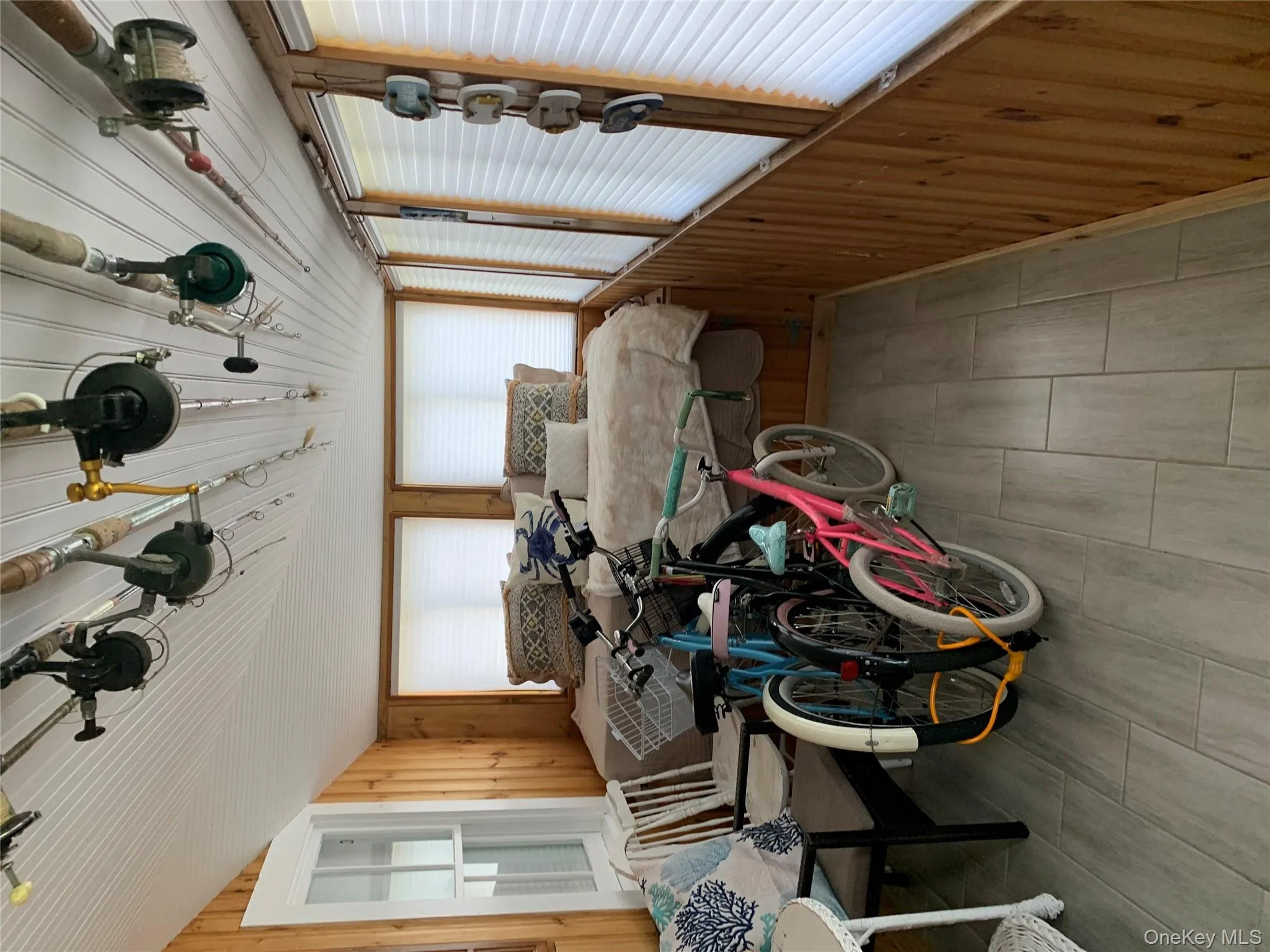 30 Bungalow Walk, Islip, NY, 2 Bedrooms Bedrooms, 6 Rooms Rooms,1 BathroomBathrooms,Residential Lease,Idx,Bungalow,0,829608 30 Bungalow Walk, Islip, NY, 2 Bedrooms Bedrooms, 6 Rooms Rooms,1 BathroomBathrooms,Residential Lease,Idx,Bungalow,0,829608