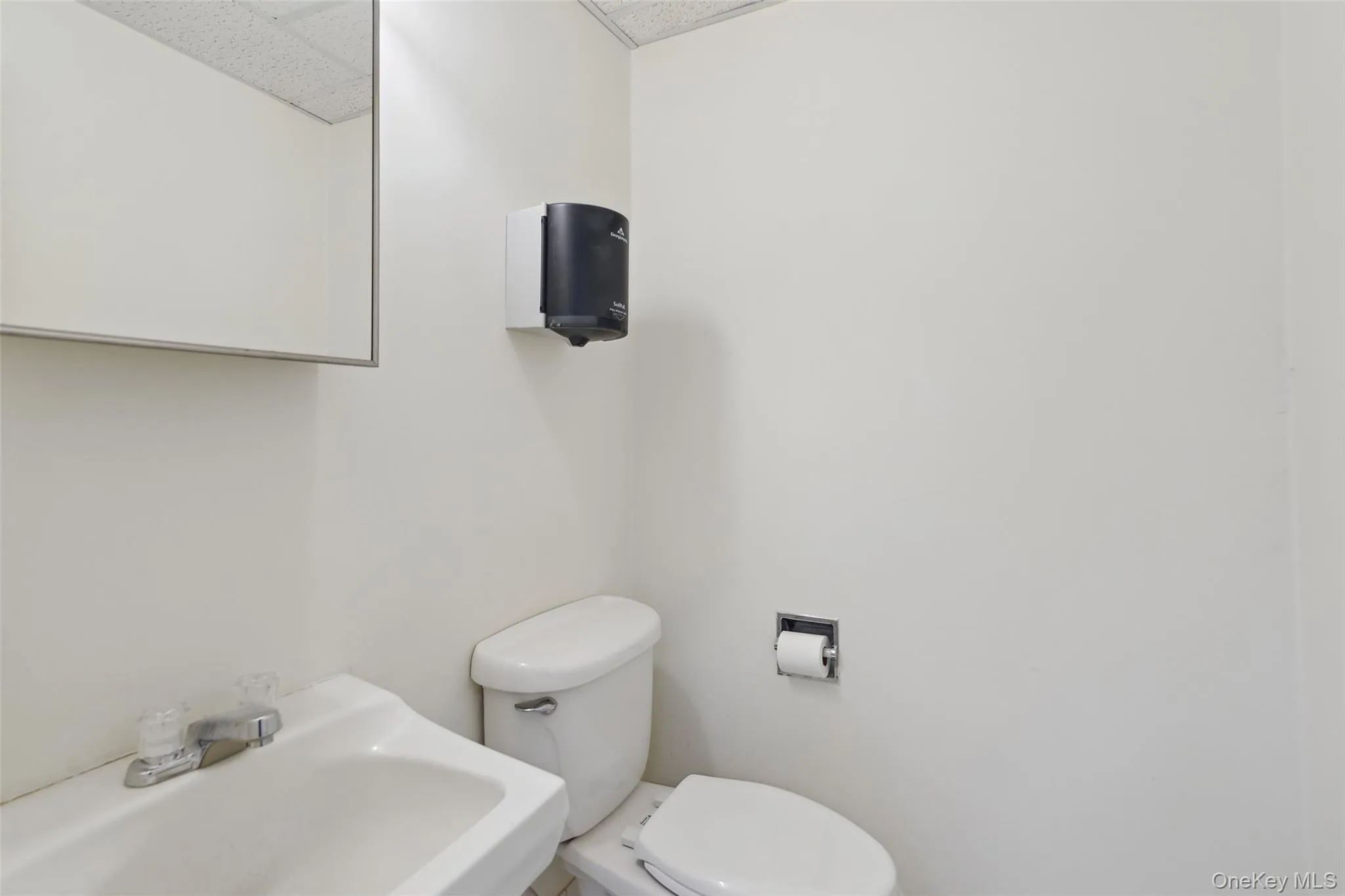 60 Goldens Bridge Road, Bedford, NY, ,Commercial Lease,For Rent,Goldens Bridge,0,831156 60 Goldens Bridge Road, Bedford, NY, ,Commercial Lease,For Rent,Goldens Bridge,0,831156