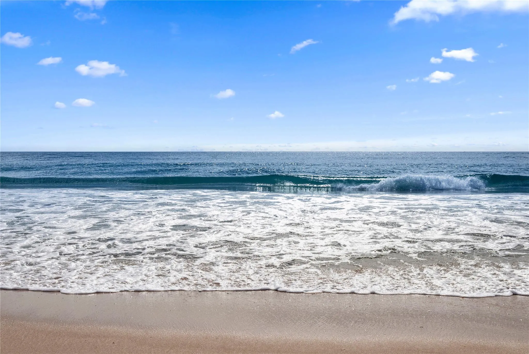 Within minutes of world renowned Ocean Beaches Within minutes of world renowned Ocean Beaches