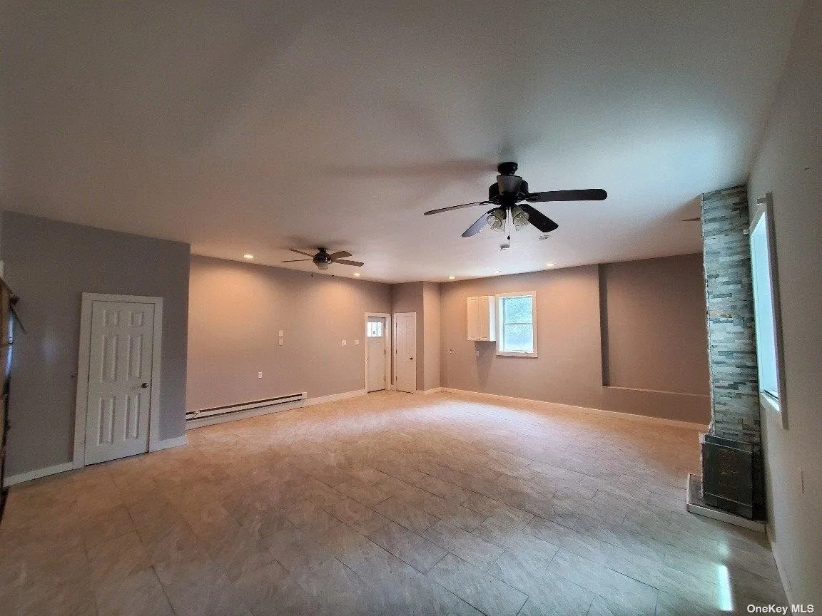 Super clean Garage or Storage area.Not a living space. Super clean Garage or Storage area.Not a living space.