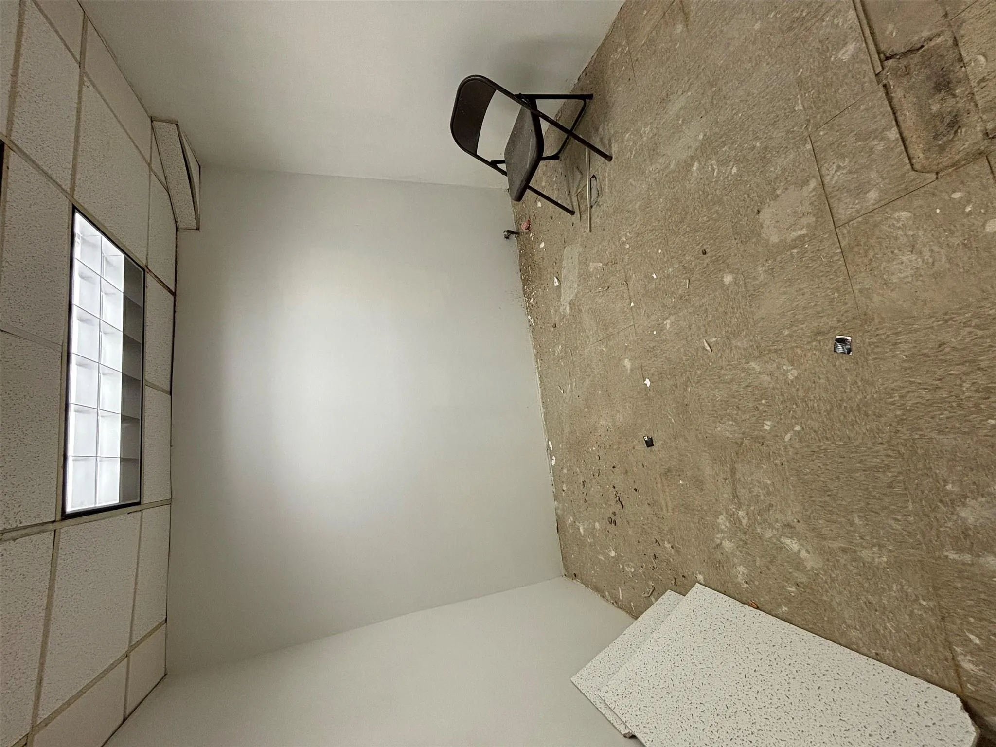 Examine room 4 Examine room 4