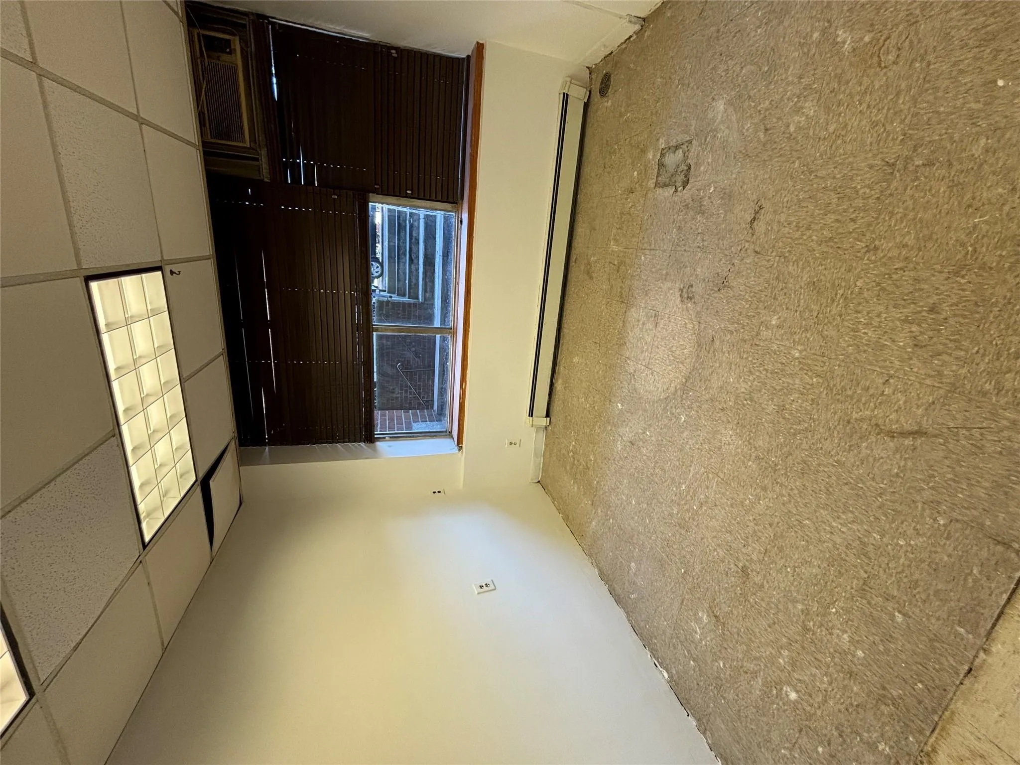 Examine Room 5 / Office Examine Room 5 / Office