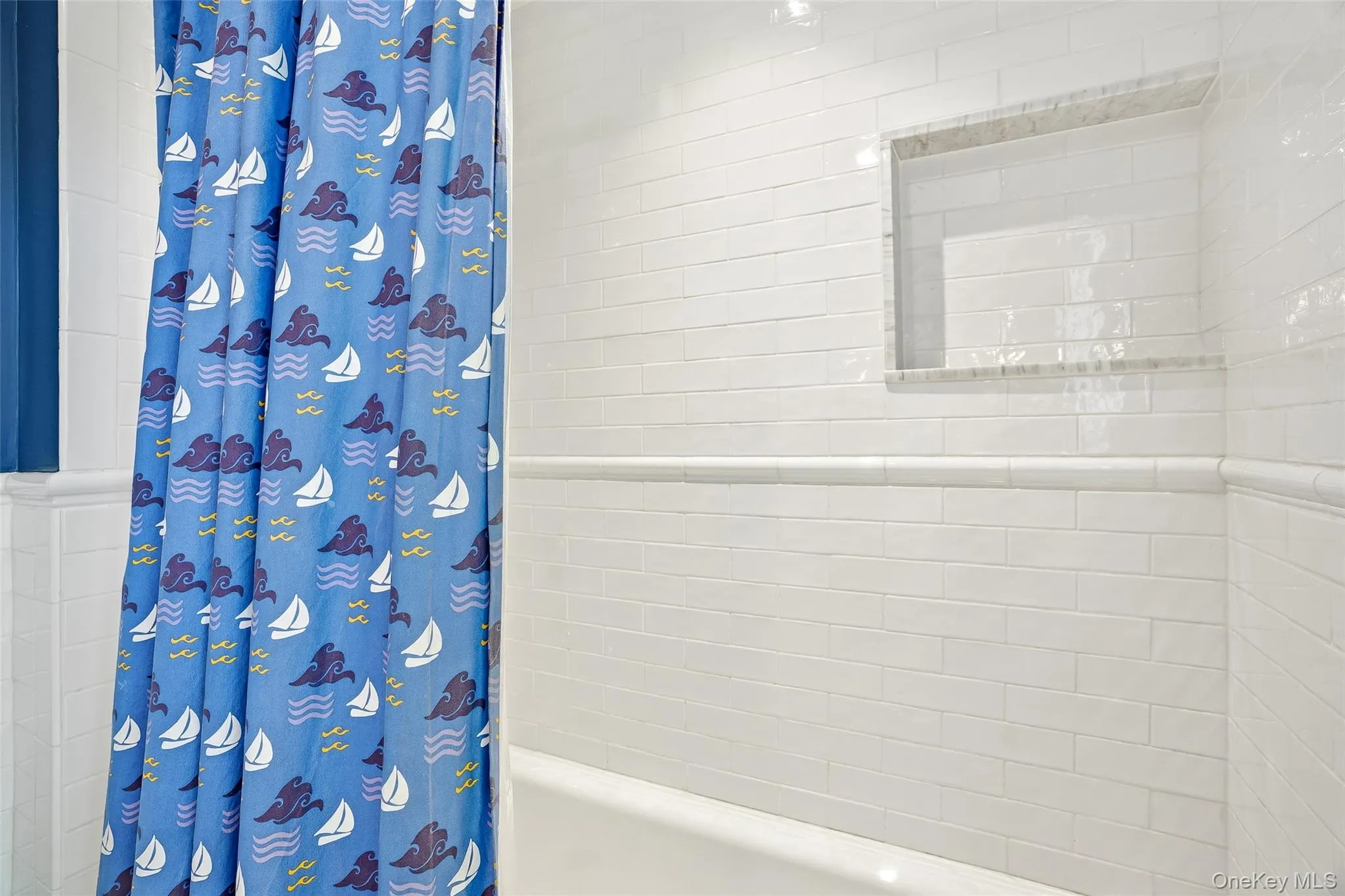 New 2017 full hall bath w/tub shower New 2017 full hall bath w/tub shower