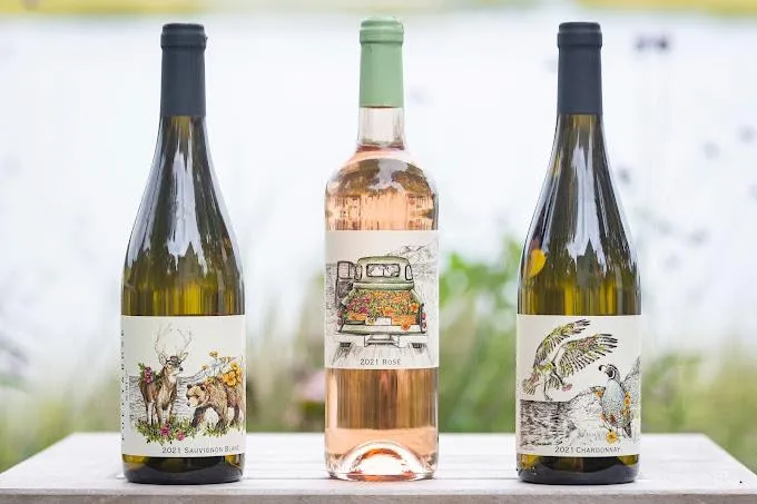 Poppy & Rose Wine Co. Close by Poppy & Rose Wine Co. Close by