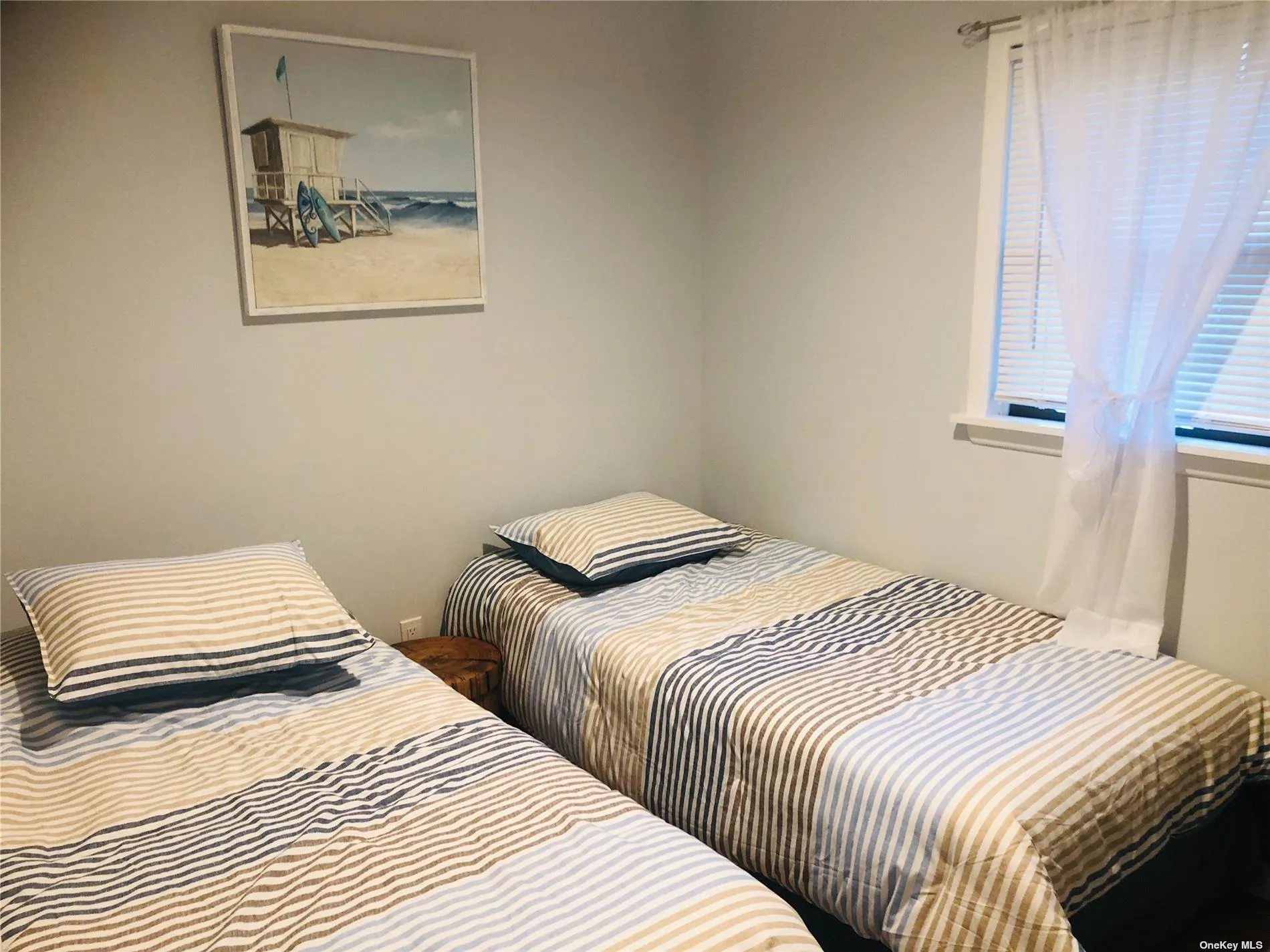 4th Bedroom 2 twin beds 4th Bedroom 2 twin beds