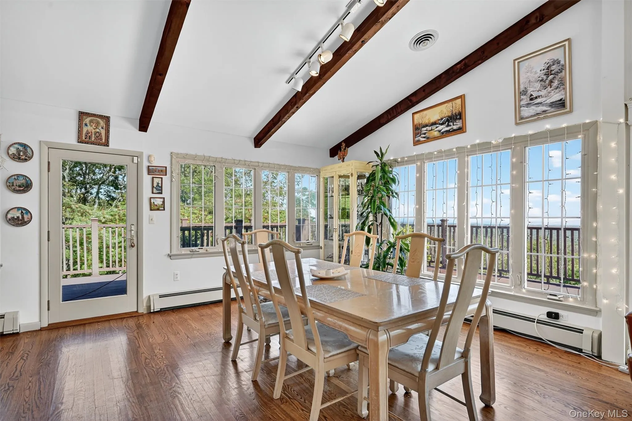 15 Curran Drive, Greenville, NY, 4 Bedrooms Bedrooms, 8 Rooms Rooms,2 BathroomsBathrooms,Residential,For Rent,Curran,0,832434 15 Curran Drive, Greenville, NY, 4 Bedrooms Bedrooms, 8 Rooms Rooms,2 BathroomsBathrooms,Residential,For Rent,Curran,0,832434