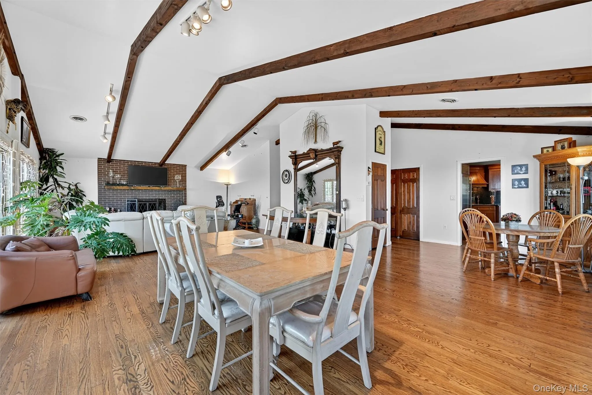 15 Curran Drive, Greenville, NY, 4 Bedrooms Bedrooms, 8 Rooms Rooms,2 BathroomsBathrooms,Residential,For Rent,Curran,0,832434 15 Curran Drive, Greenville, NY, 4 Bedrooms Bedrooms, 8 Rooms Rooms,2 BathroomsBathrooms,Residential,For Rent,Curran,0,832434